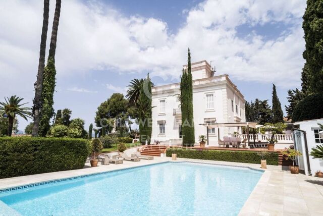 Espectacular palacete novecentista en venta en Sant Just Desvern, con total privacidad y calidades de lujo