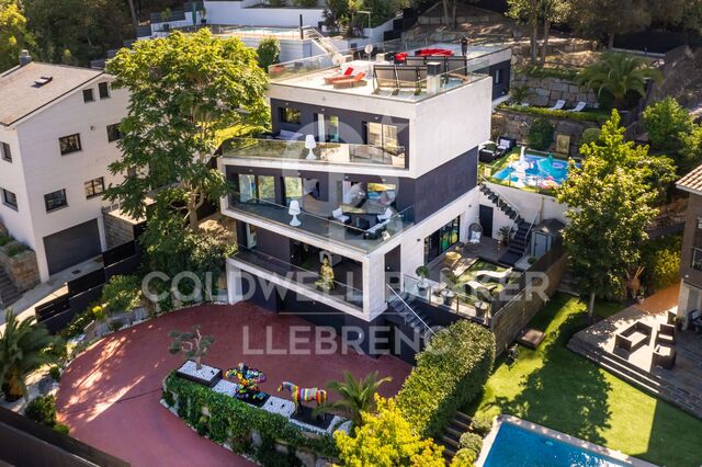 Espectacular casa de diseño en venta