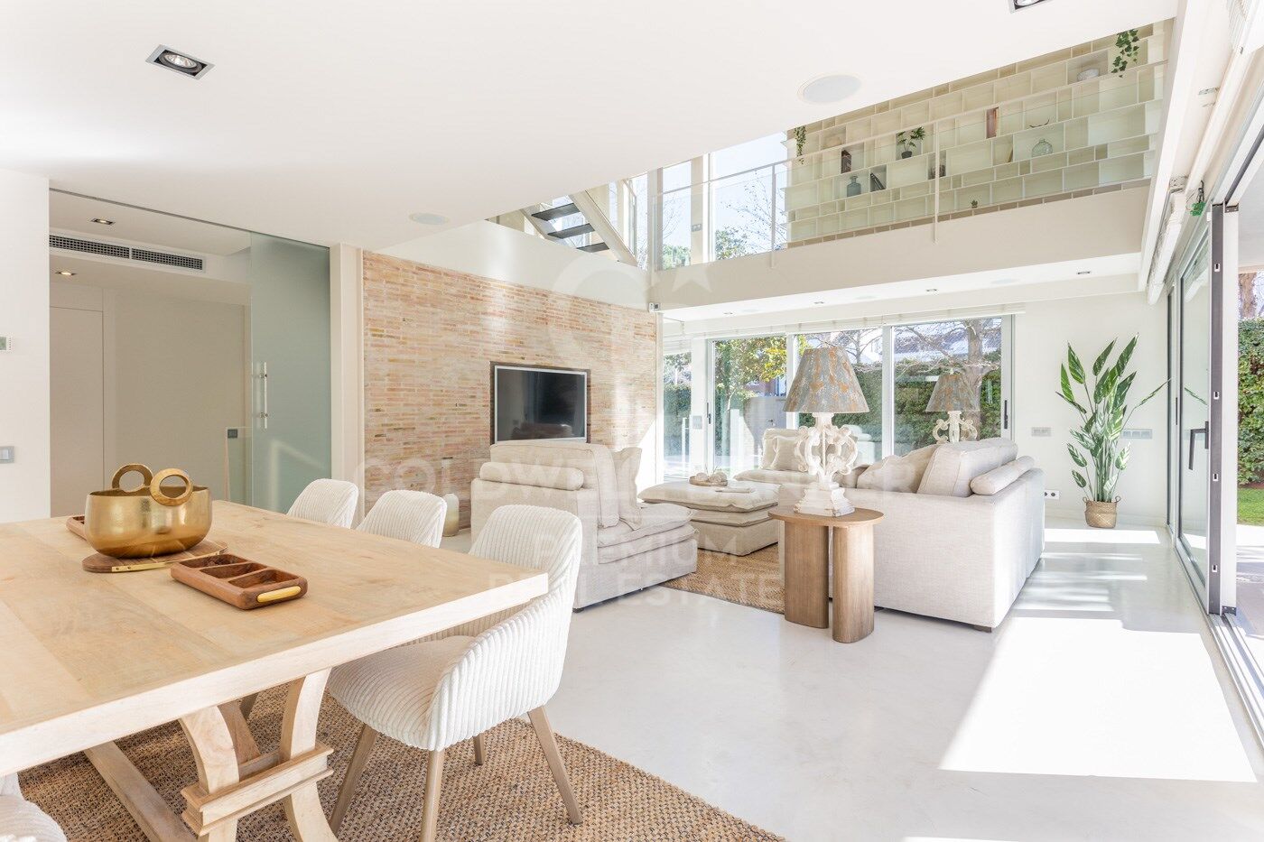 Spectacular house where space is the protagonist