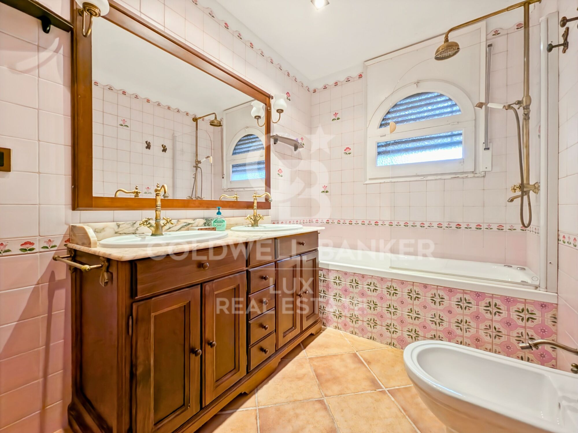 Villa with 30 m mooring in wide canal, Empuriabrava