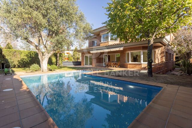 Spaciousness, elegance and functionality.