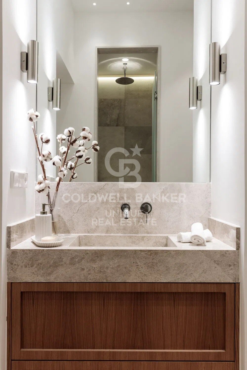 Brand new exclusive designer flat in Justicia, Madrid