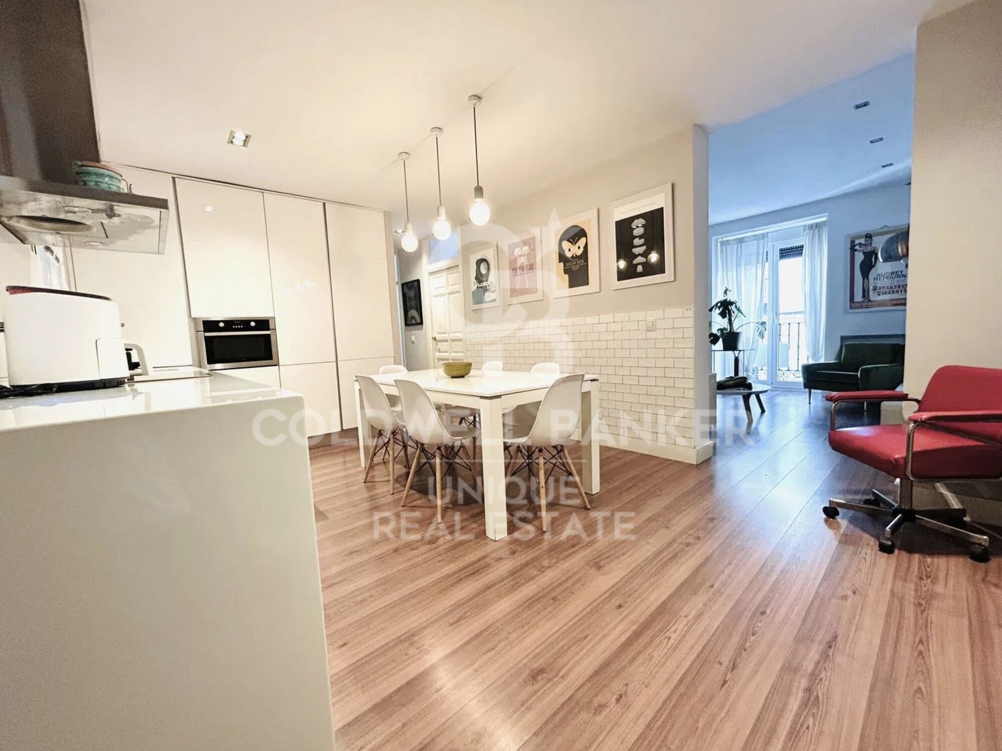 Renovated exterior flat with 2 bedrooms with 3 balconies in Malasaña, Madrid