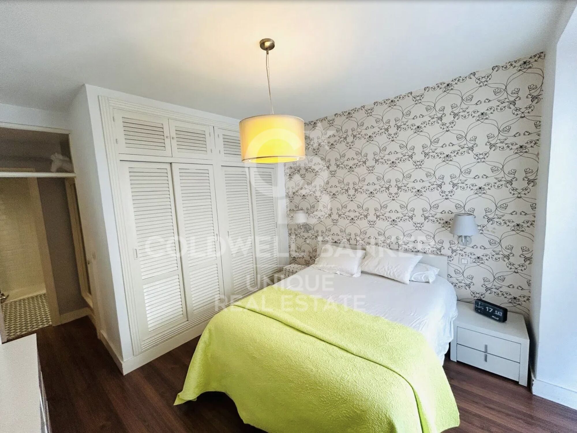 Renovated exterior flat with 2 bedrooms with 3 balconies in Malasaña, Madrid