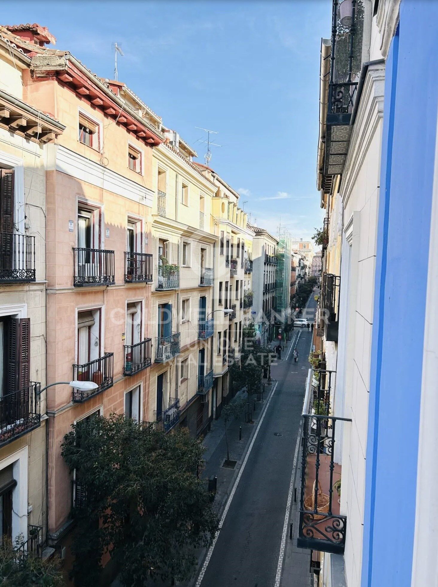 Renovated exterior flat with 2 bedrooms with 3 balconies in Malasaña, Madrid