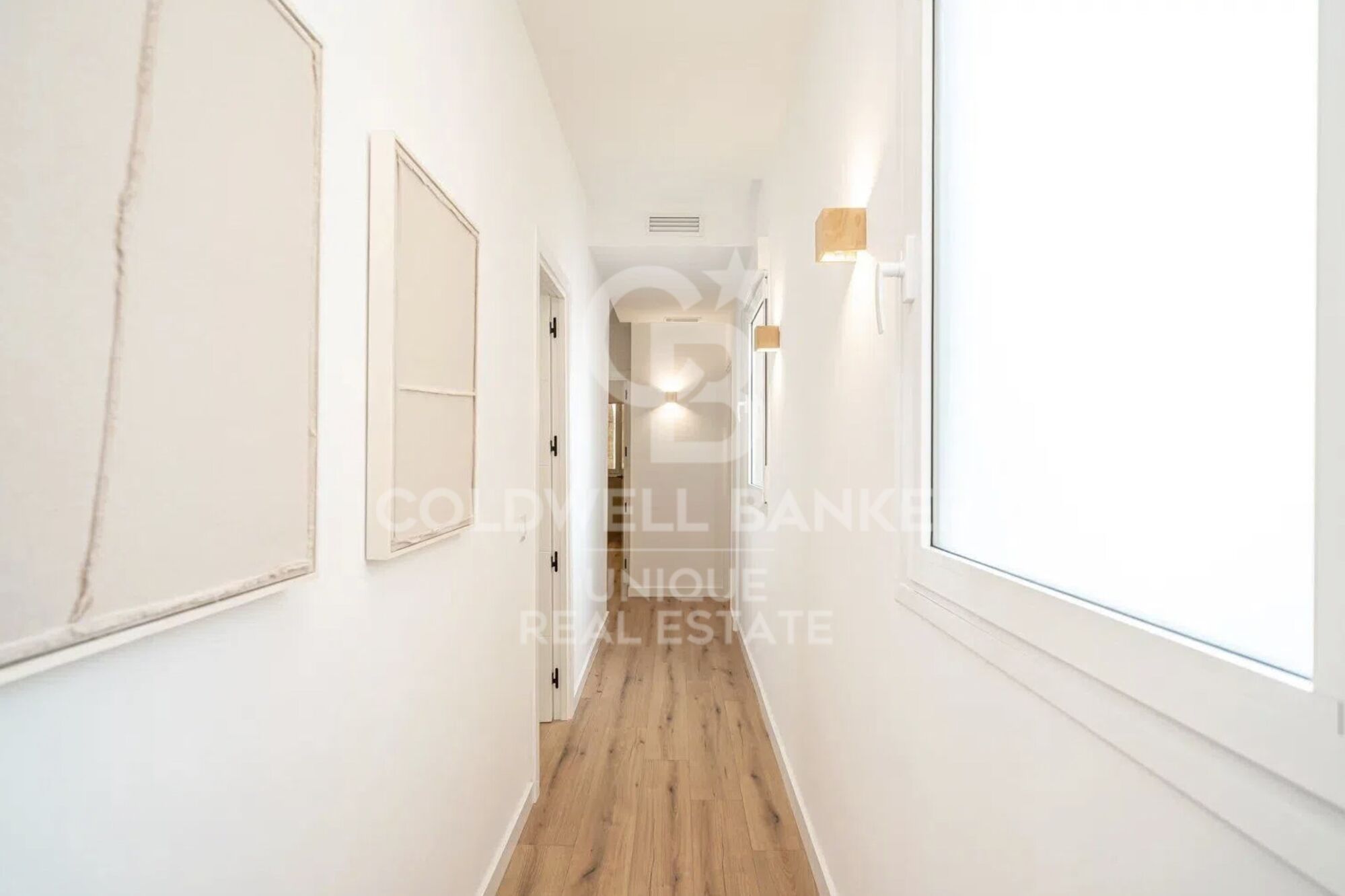 Exclusive exterior flat with 4 bedrooms in the heart of Madrid
