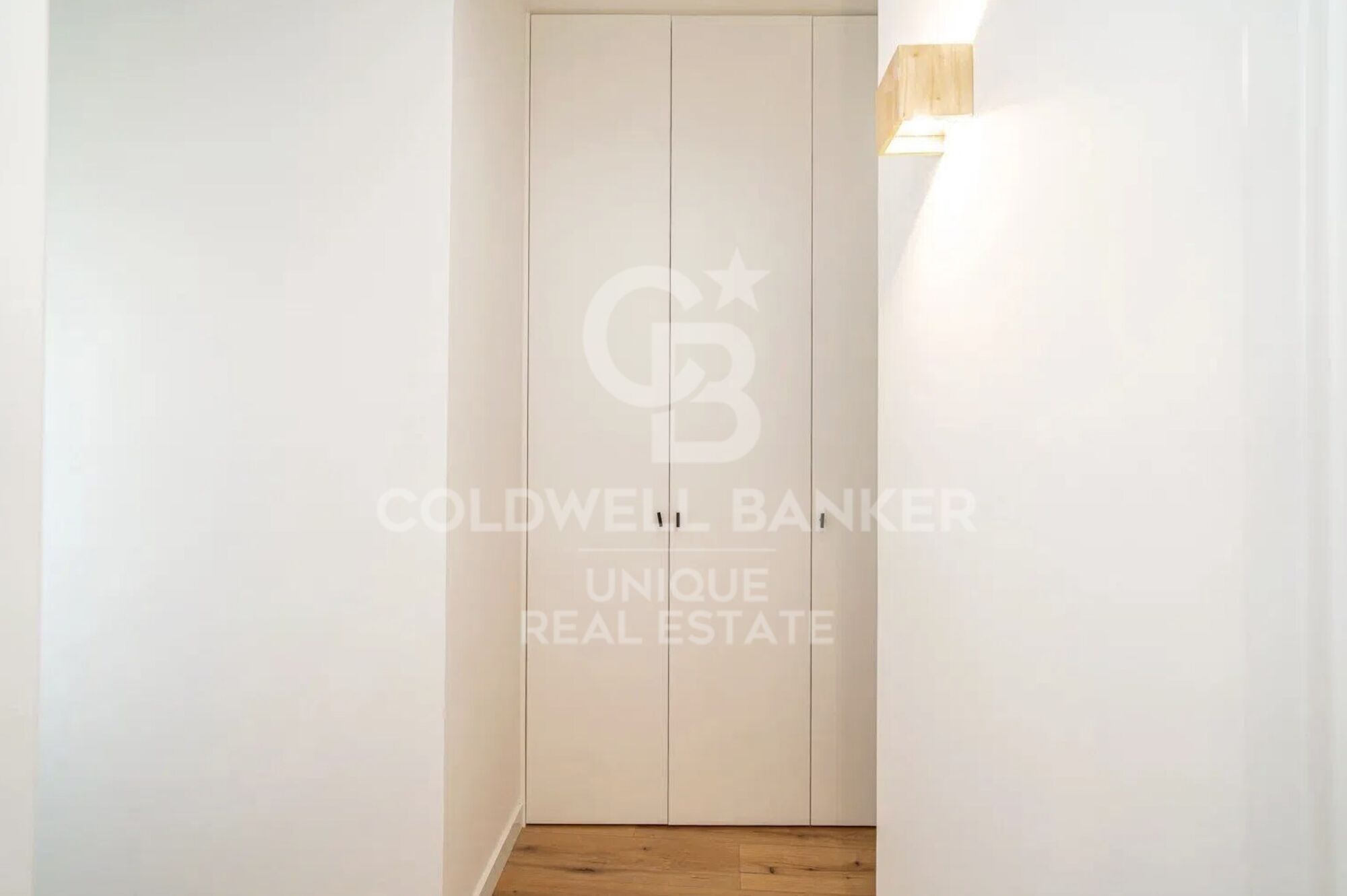 Exclusive exterior flat with 4 bedrooms in the heart of Madrid