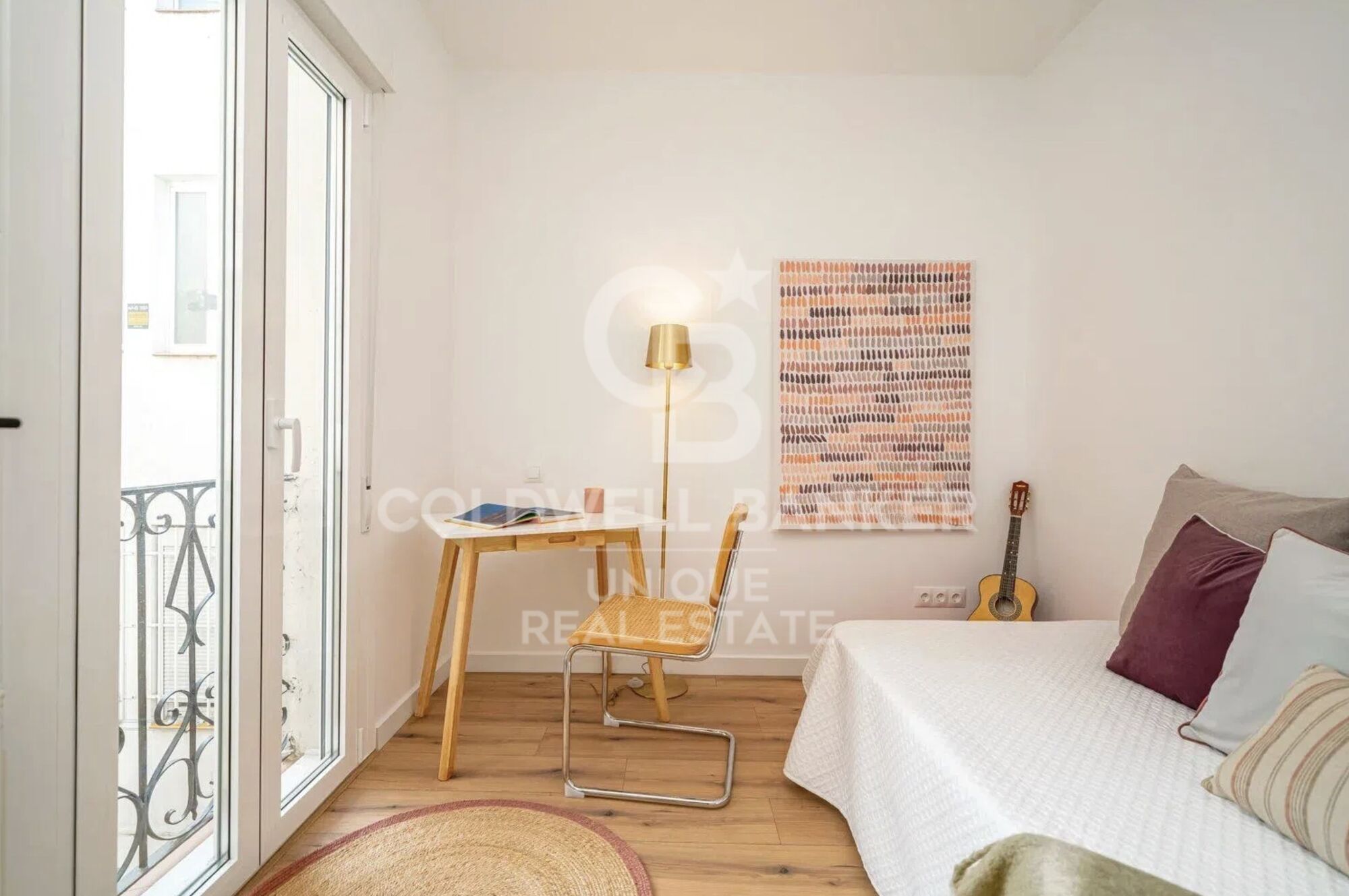Exclusive exterior flat with 4 bedrooms in the heart of Madrid