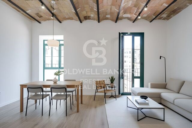 Brand-new renovated apartment in Eixample Esquerra, Barcelona