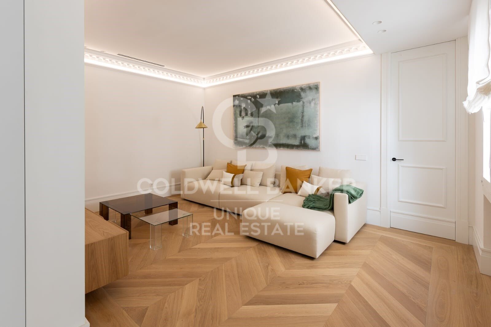 Exclusive renovated property with terrace in Recoletos, Madrid