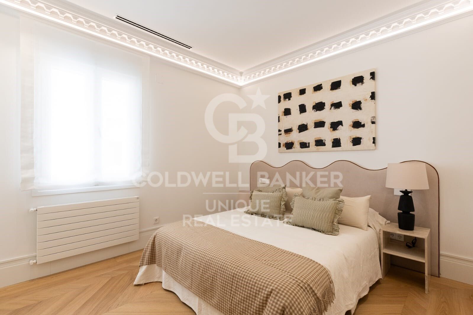 Exclusive renovated property with terrace in Recoletos, Madrid
