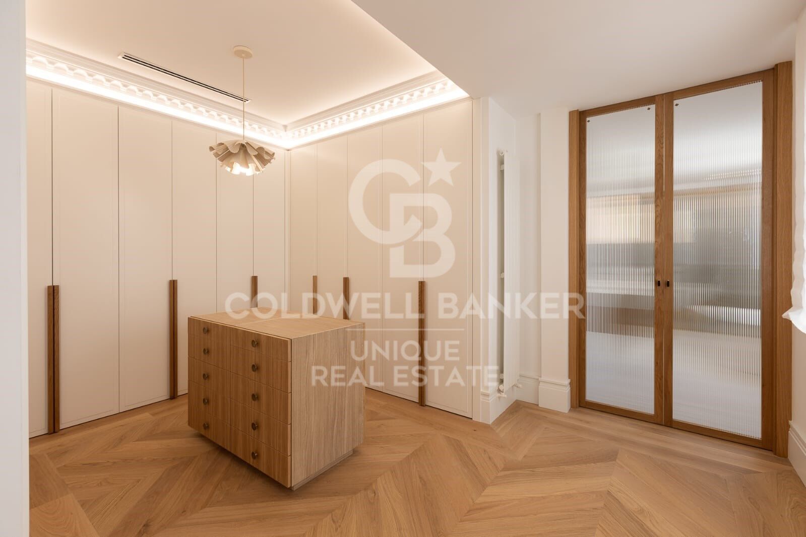 Exclusive renovated property with terrace in Recoletos, Madrid