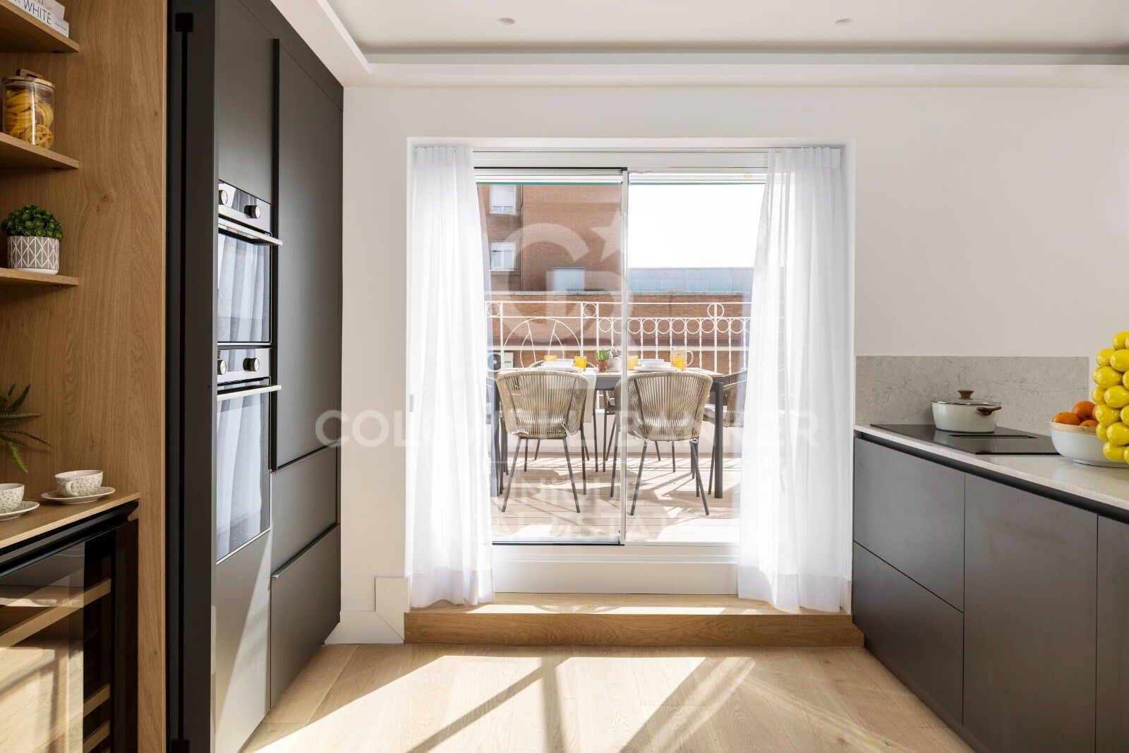 Penthouse 2 Bedrooms Sale Madrid