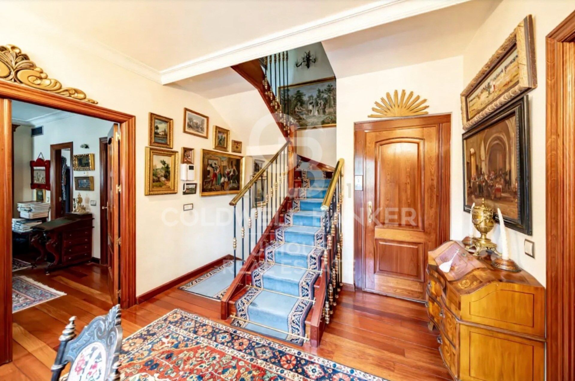 Exclusive villa in Nueva España, Madrid