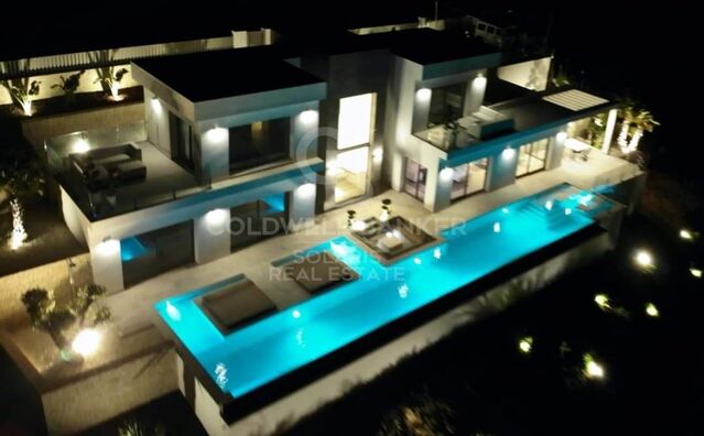 Luxurious Villa with Exceptional Sea Views, Adsubia - Jávea