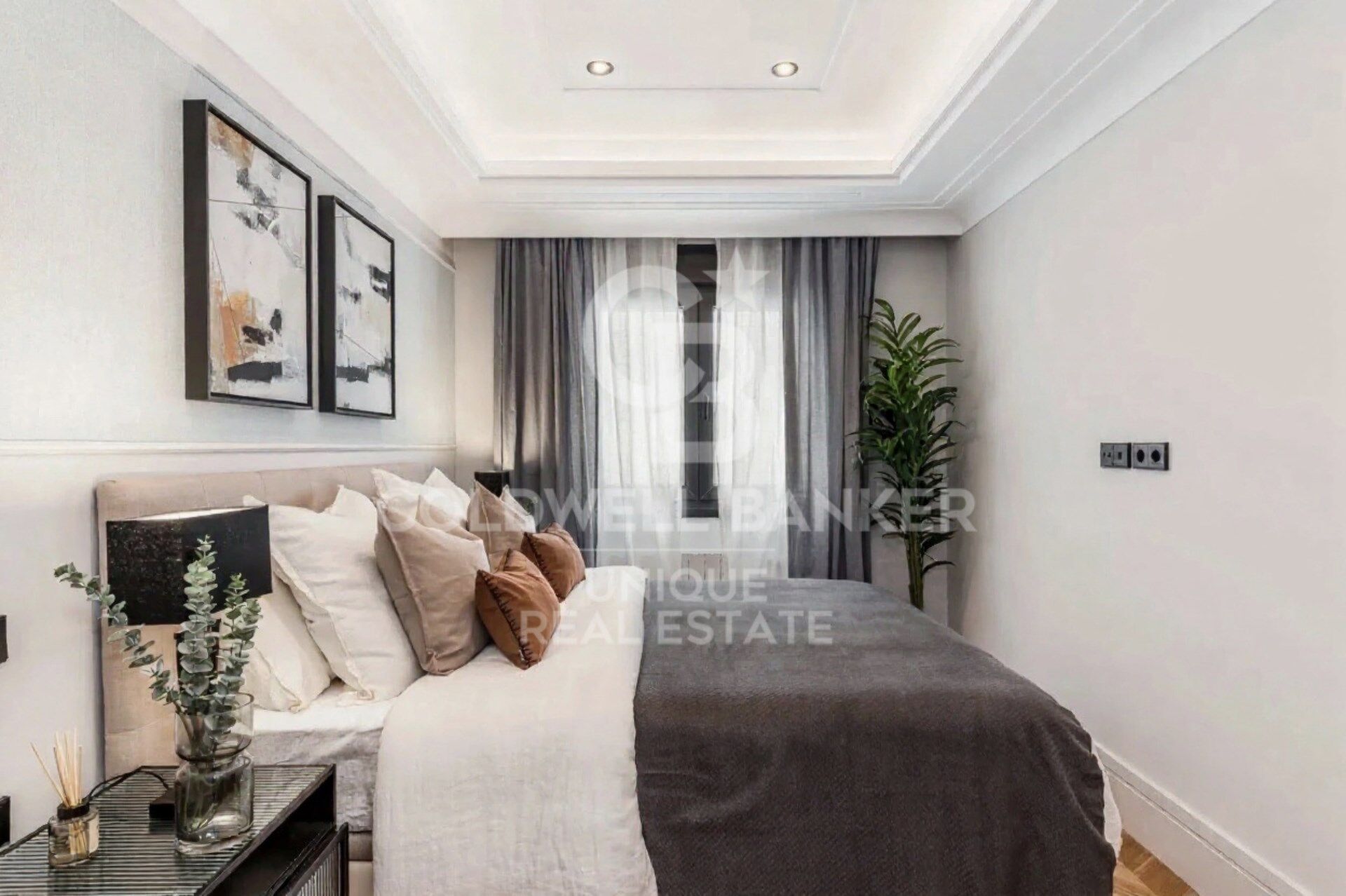 Renovated exterior flat in Ibiza, Madrid