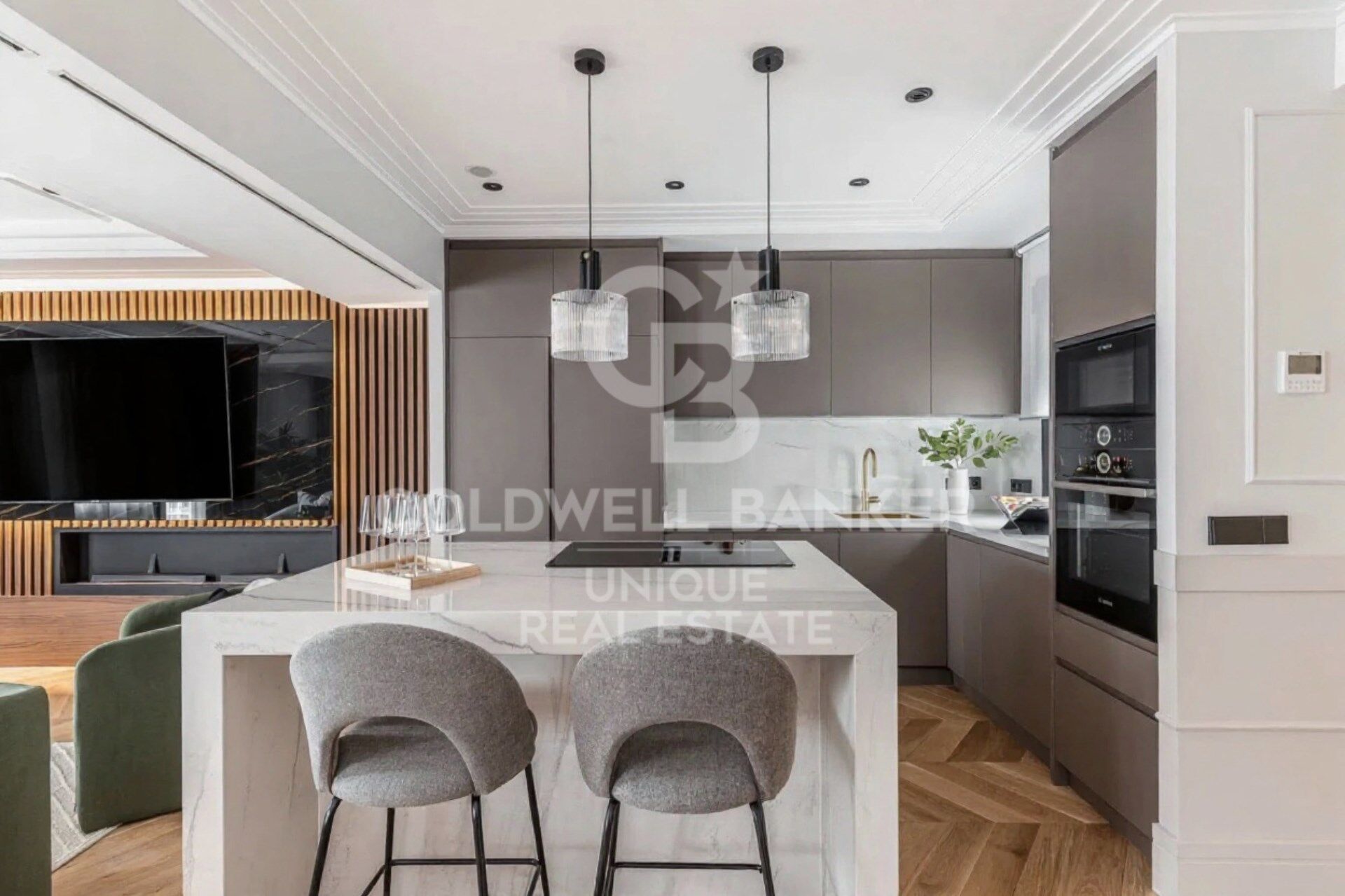 Renovated exterior flat in Ibiza, Madrid