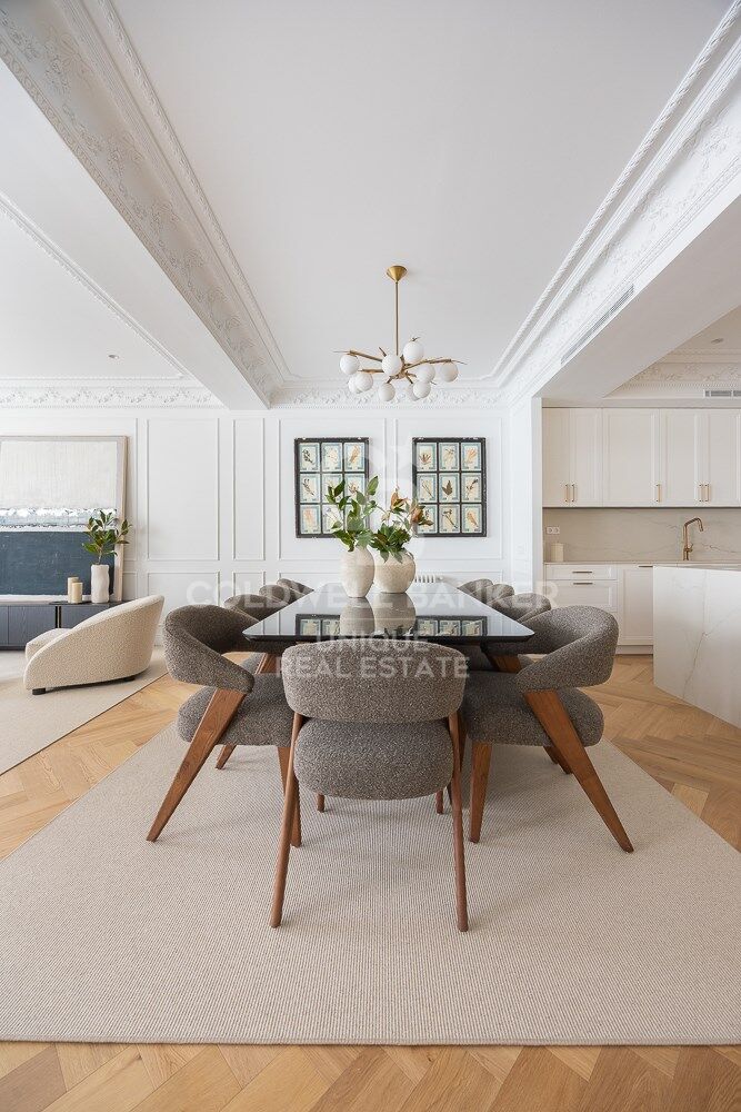 Apartment for sale in Castellana, Madrid