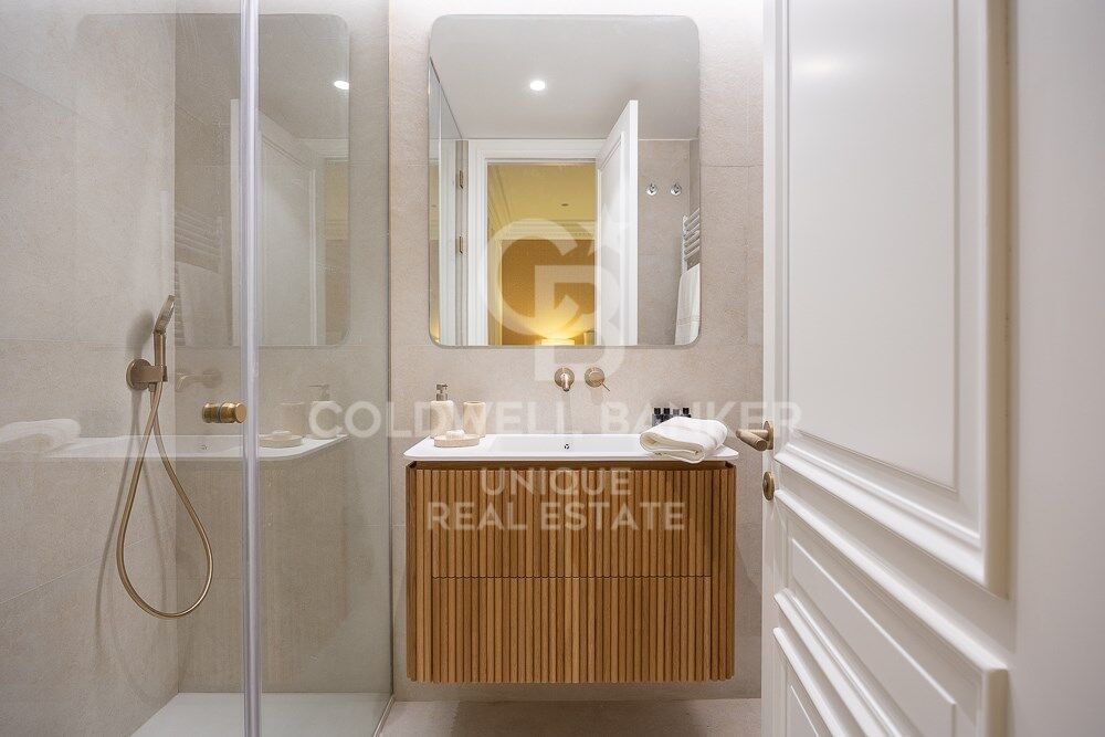 Apartment for sale in Castellana, Madrid