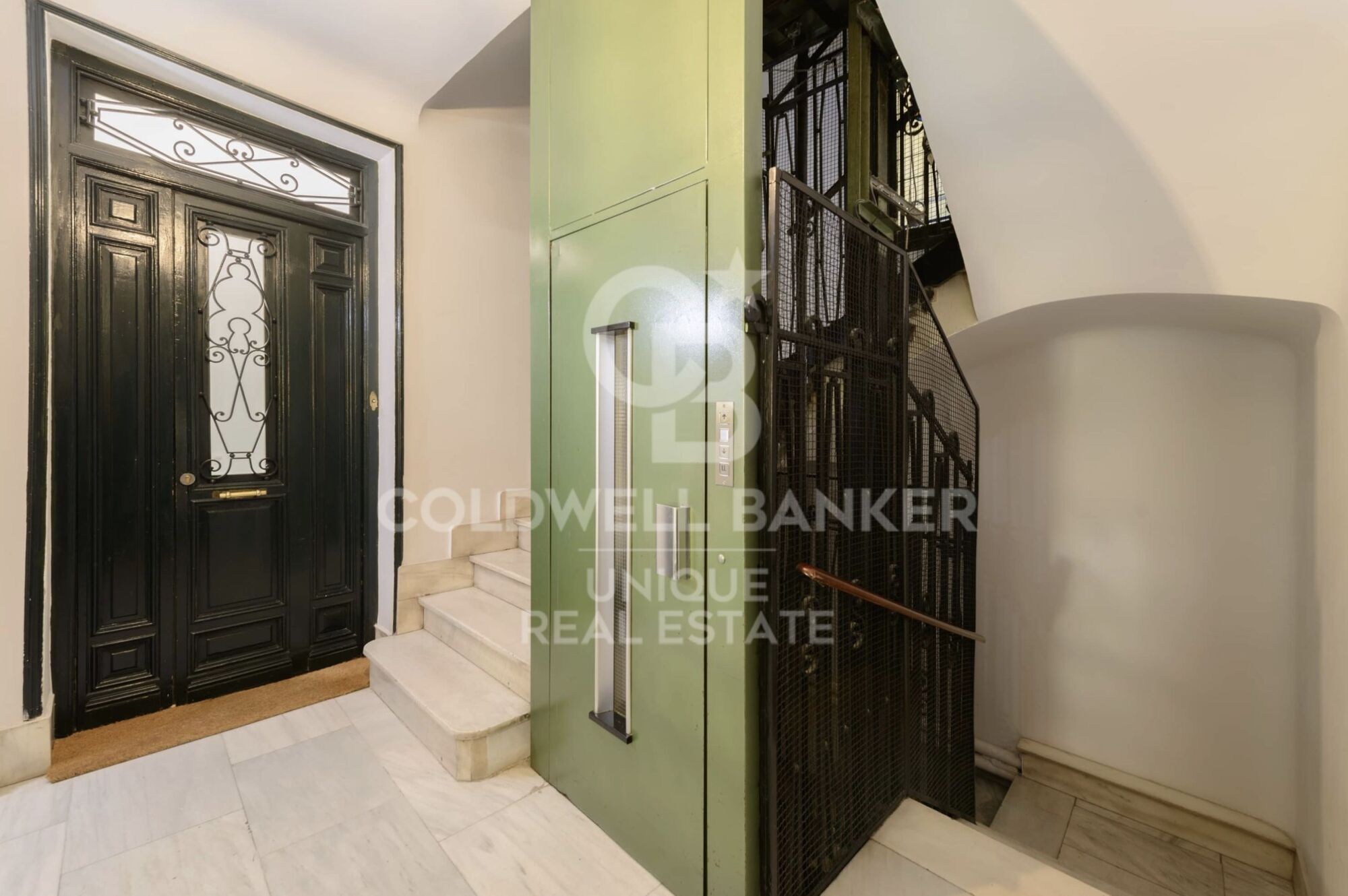 Renovated 3-bedroom apartment in Almagro, Madrid