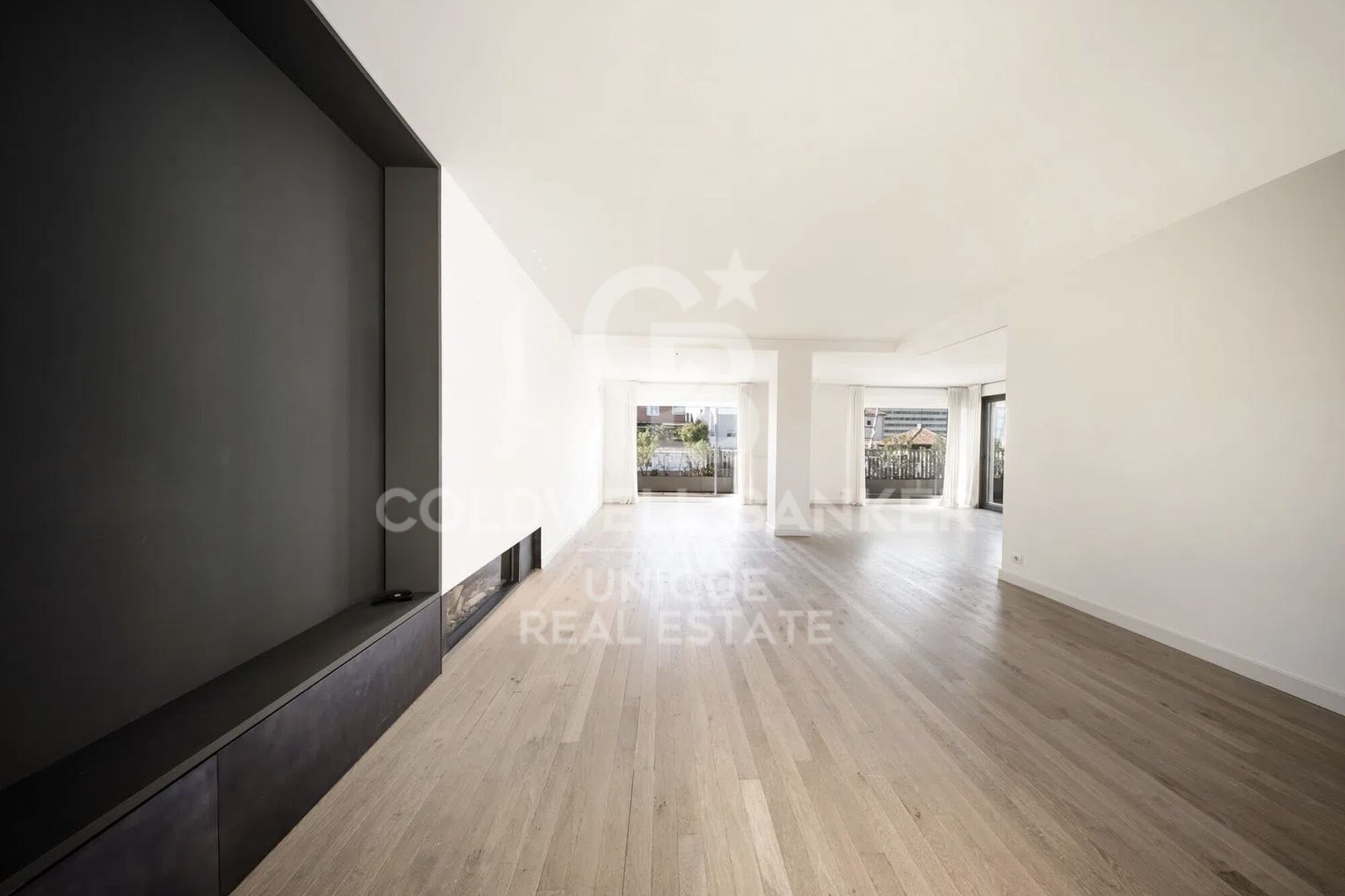 Renovated penthouse with 4 bedrooms, terrace and garage in Lista, Madrid