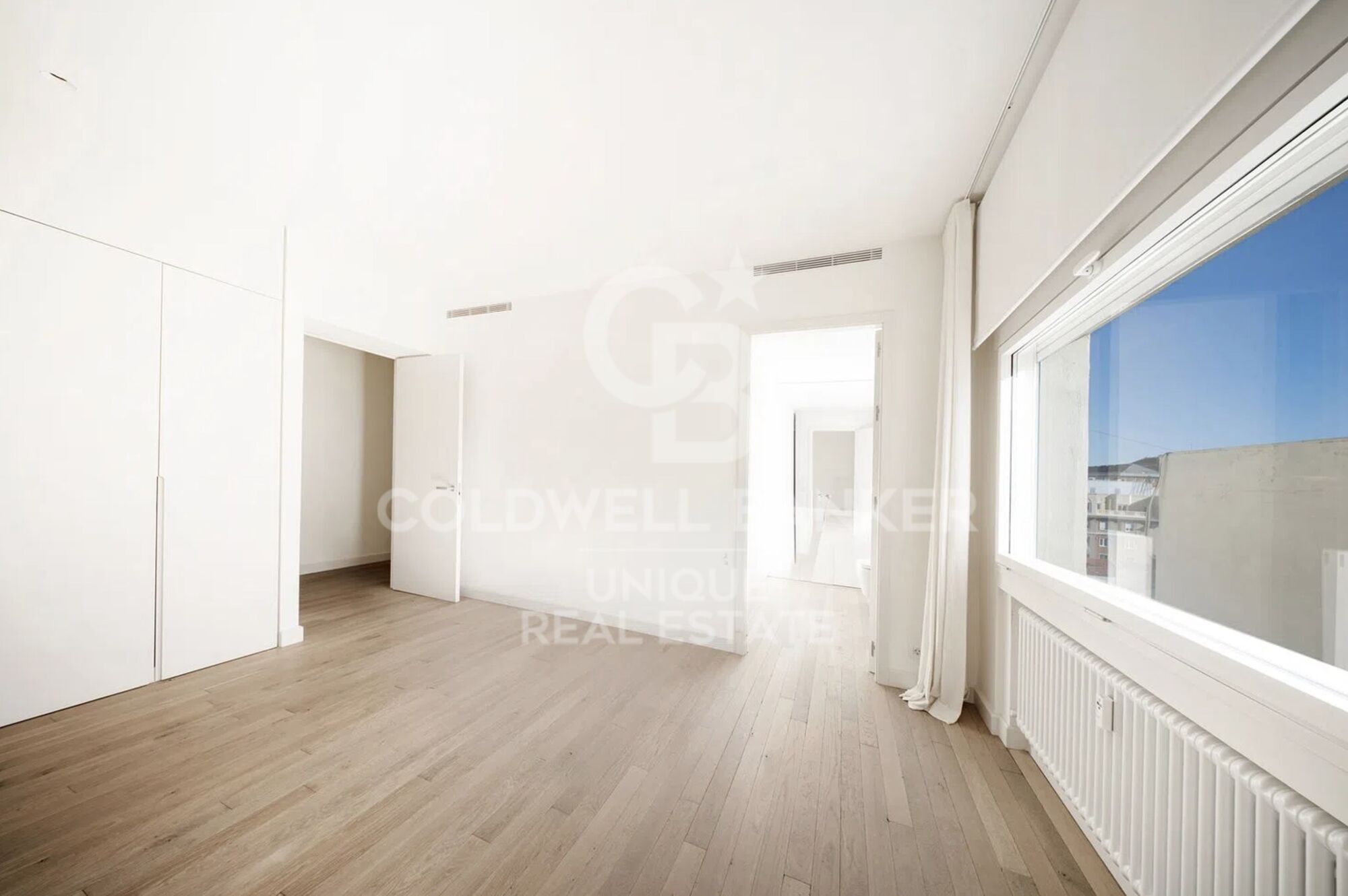 Renovated penthouse with 4 bedrooms, terrace and garage in Lista, Madrid
