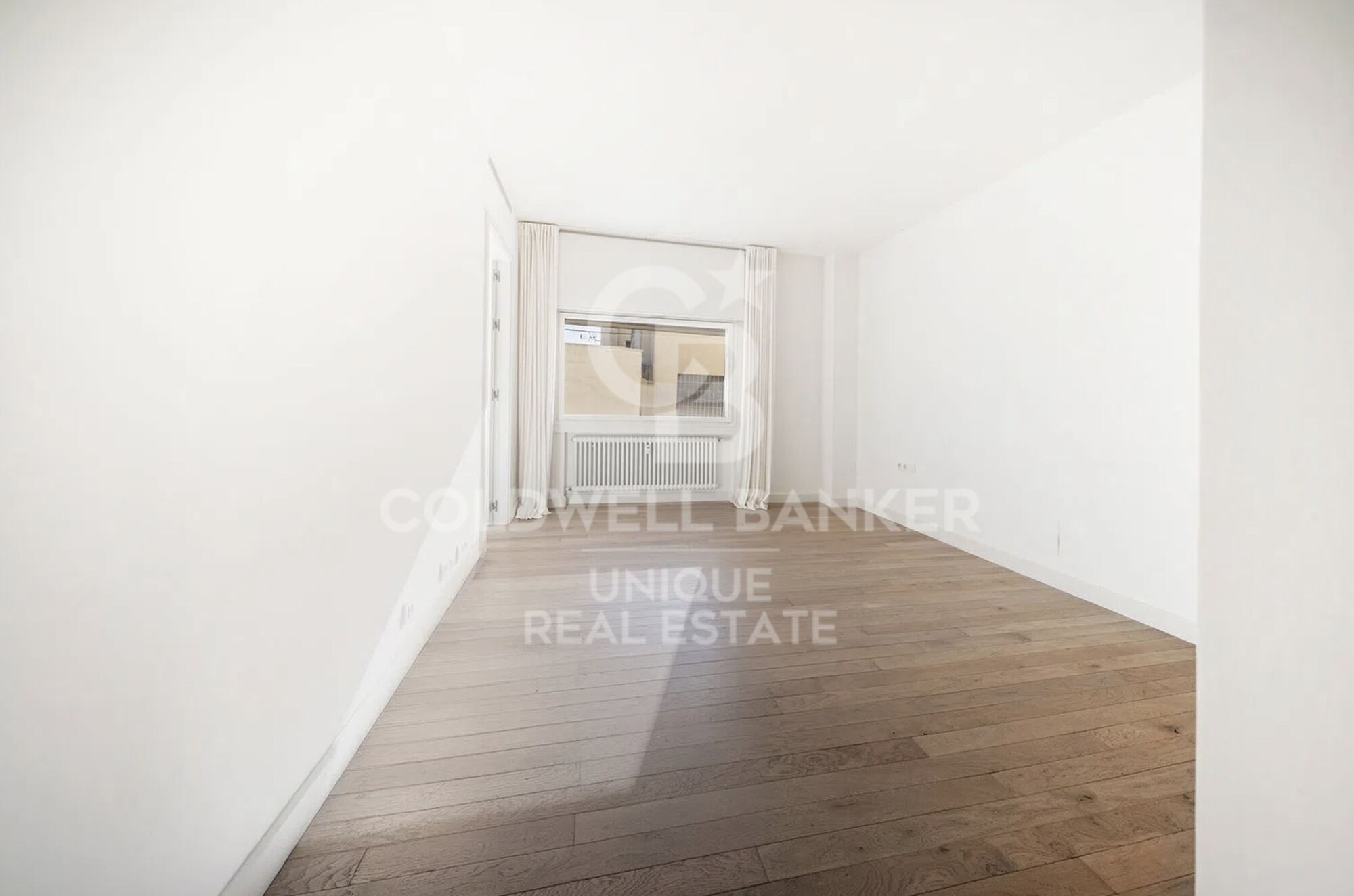 Renovated penthouse with 4 bedrooms, terrace and garage in Lista, Madrid