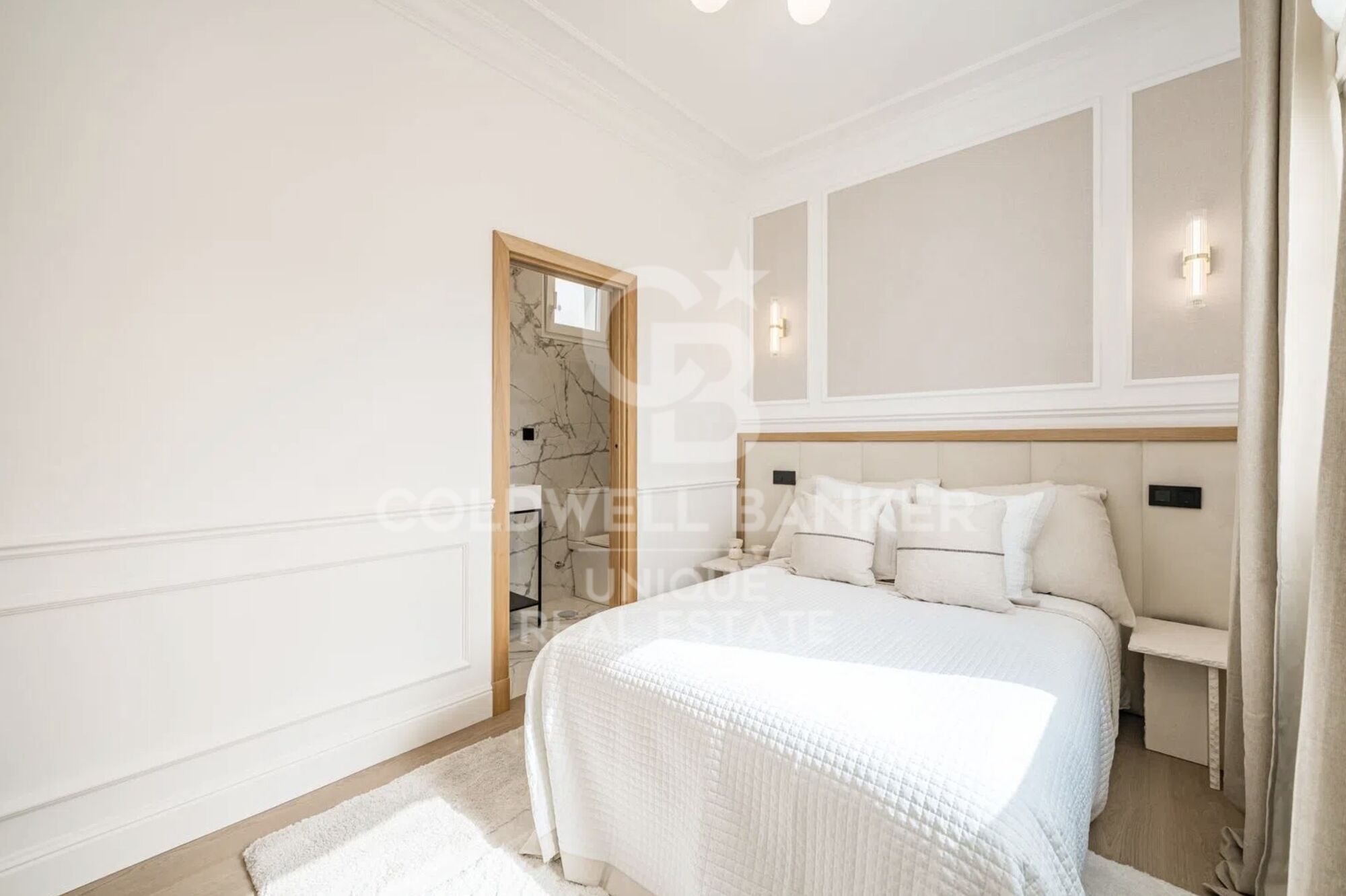2-bedroom penthouse with terrace in Castellana, Madrid