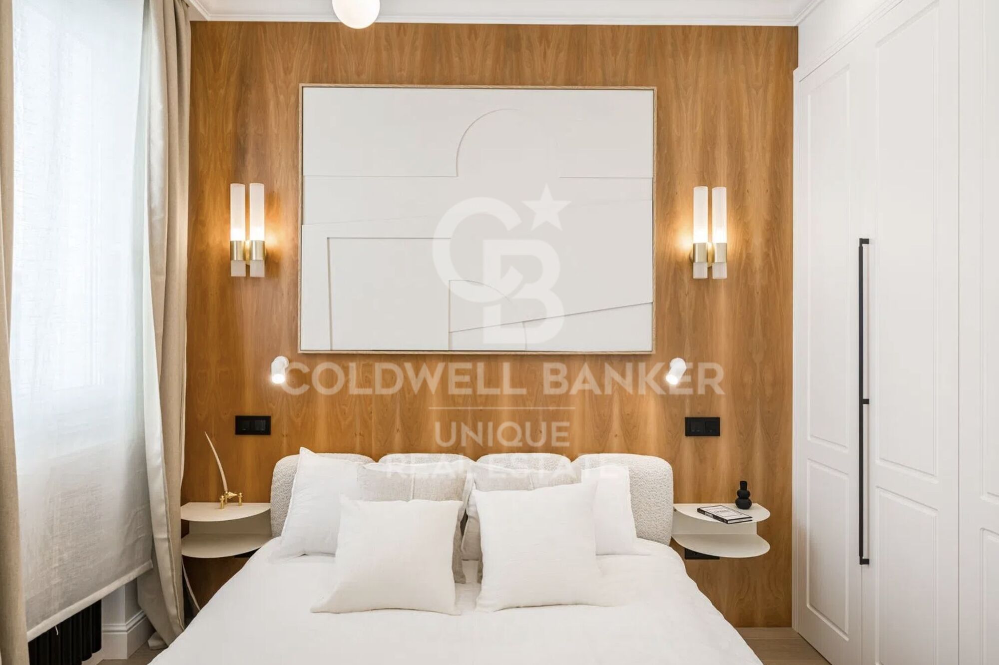 2-bedroom penthouse with terrace in Castellana, Madrid