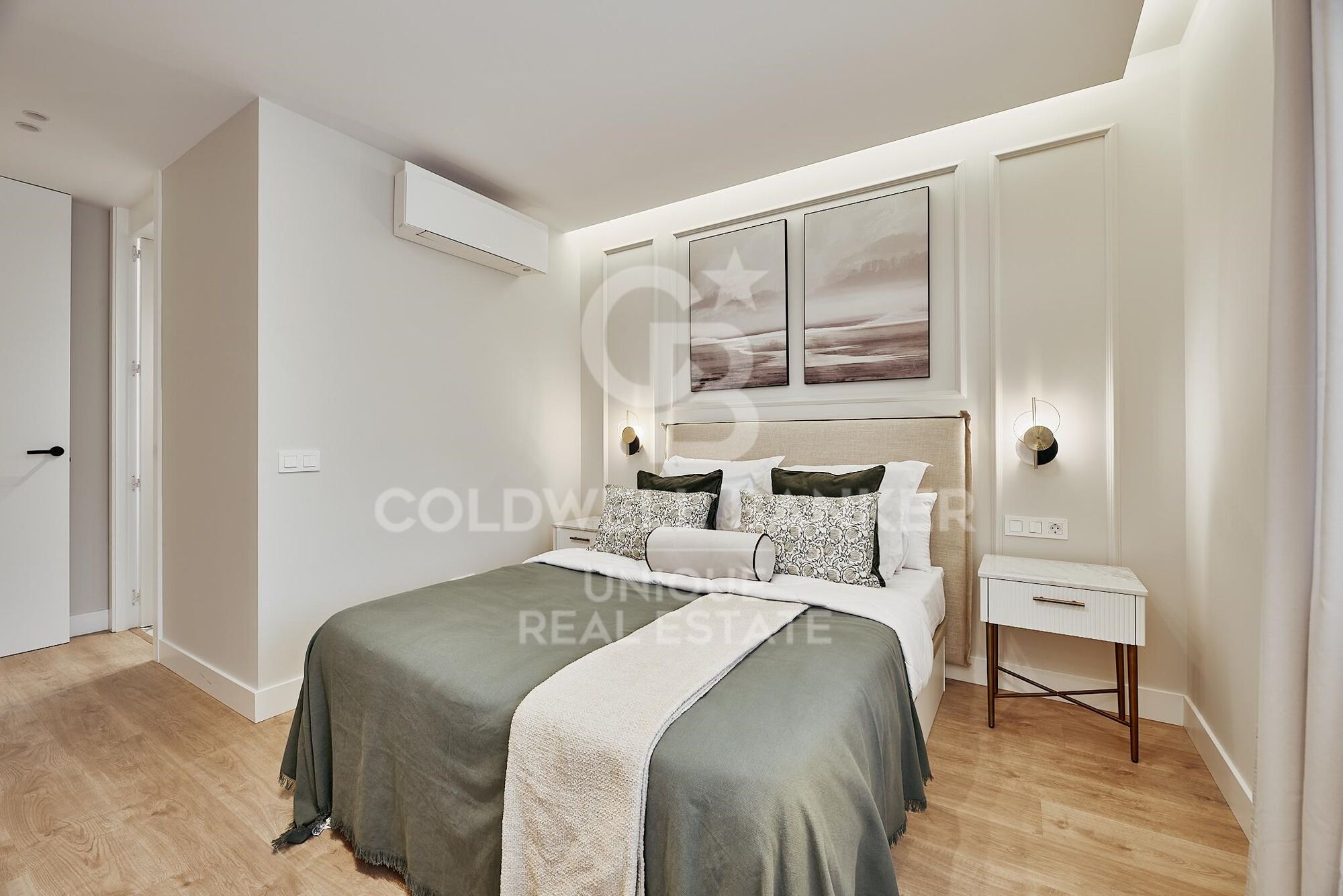 Renovated exterior apartment with 3 bedrooms, terrace and garage in Lista, Madrid