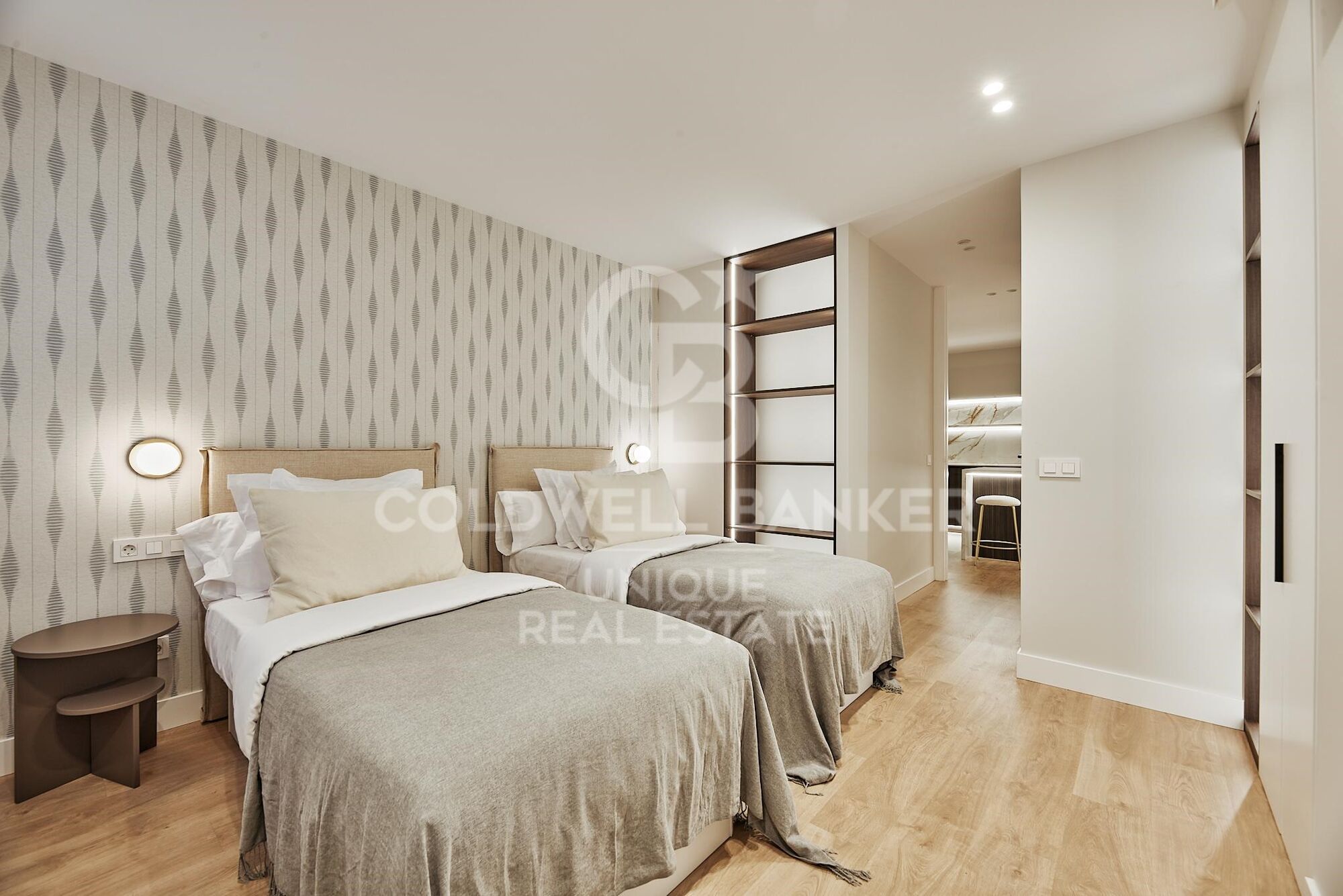 Renovated exterior apartment with 3 bedrooms, terrace and garage in Lista, Madrid