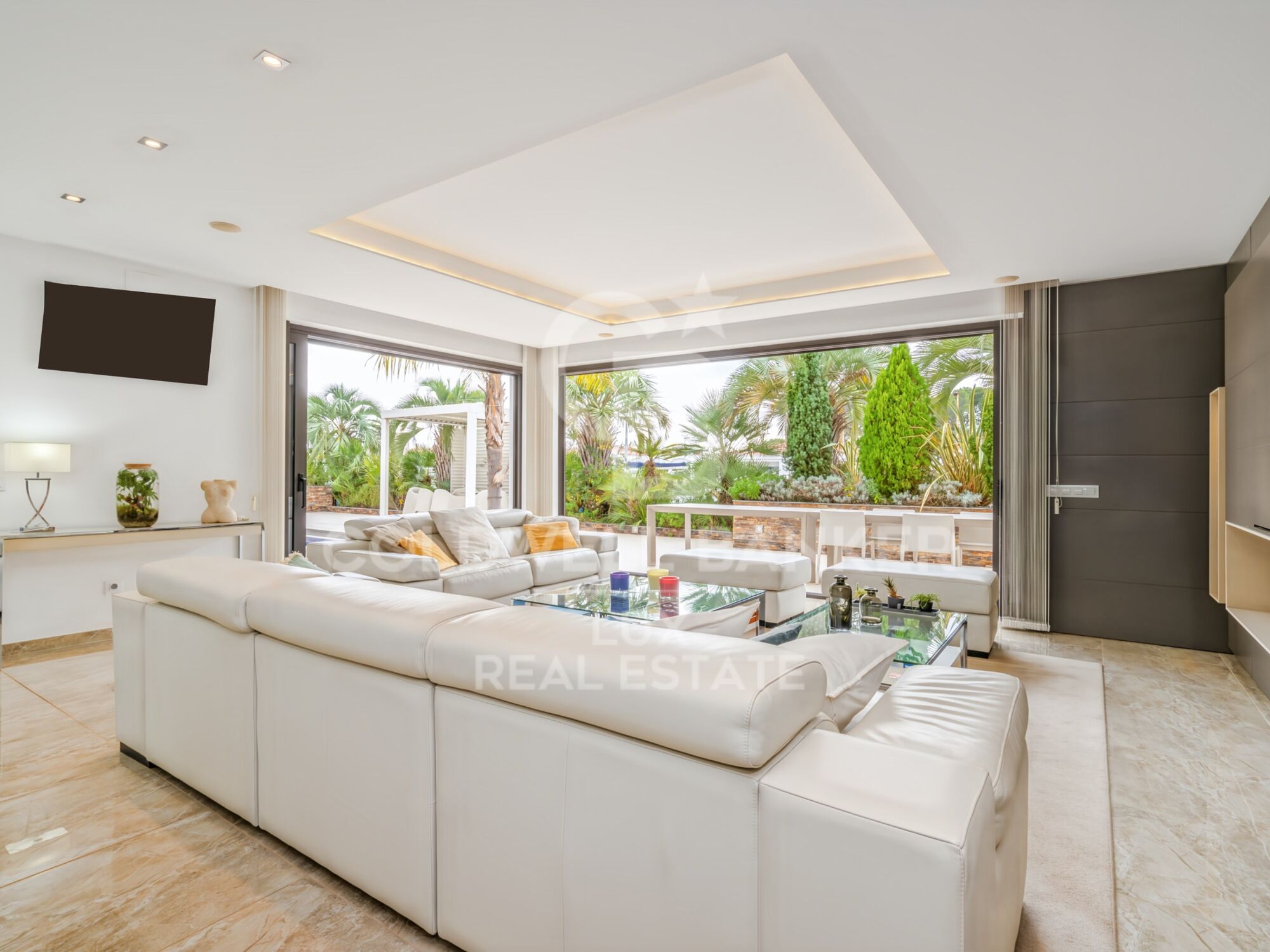 Villa with 28m mooring in Santa Margarita, Roses, Costa Brava