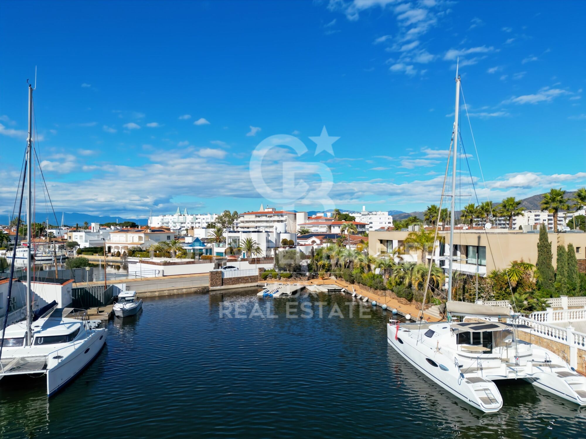 Villa with 28m mooring in Santa Margarita, Roses, Costa Brava