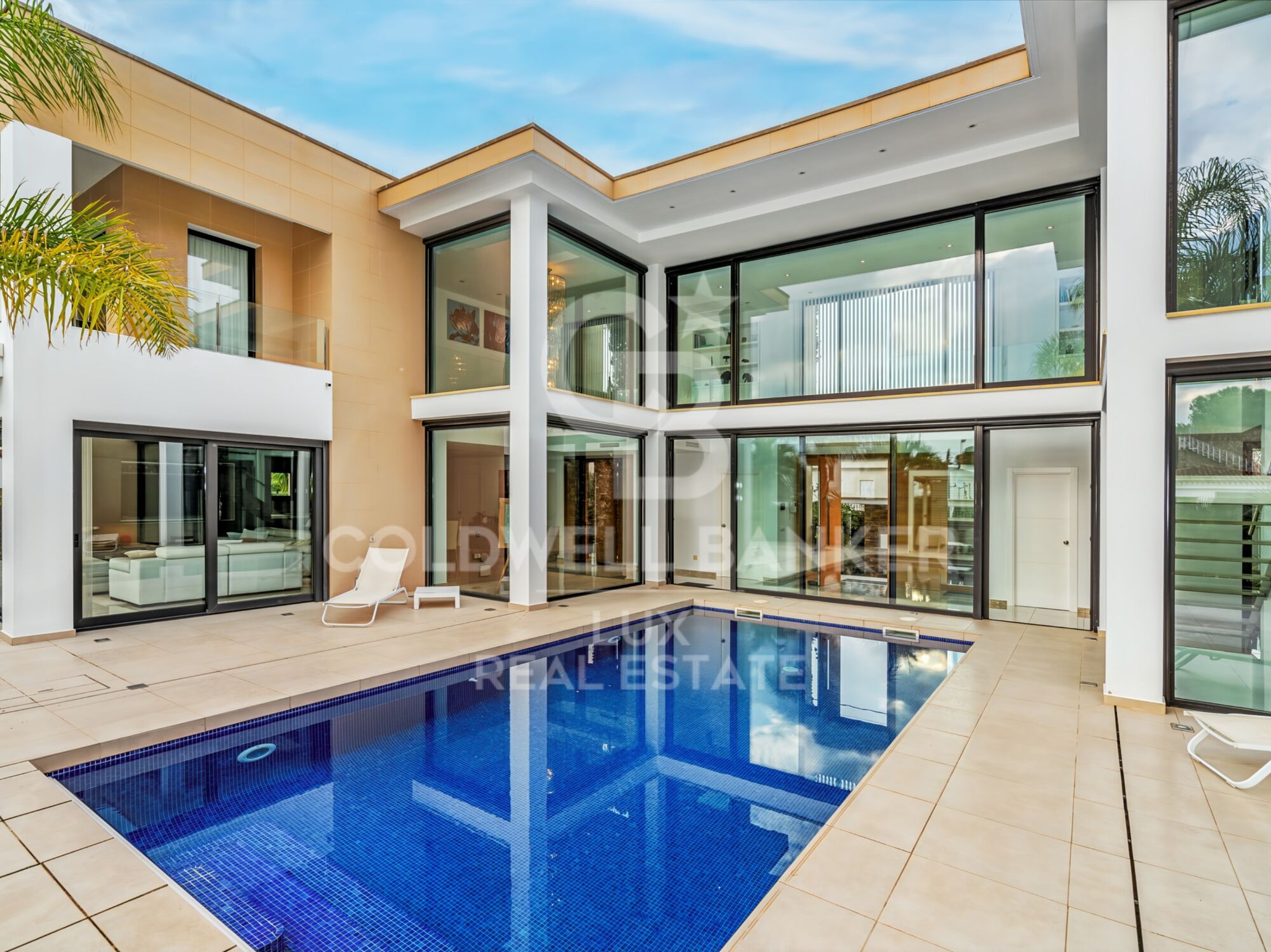 Villa with 28m mooring in Santa Margarita, Roses, Costa Brava