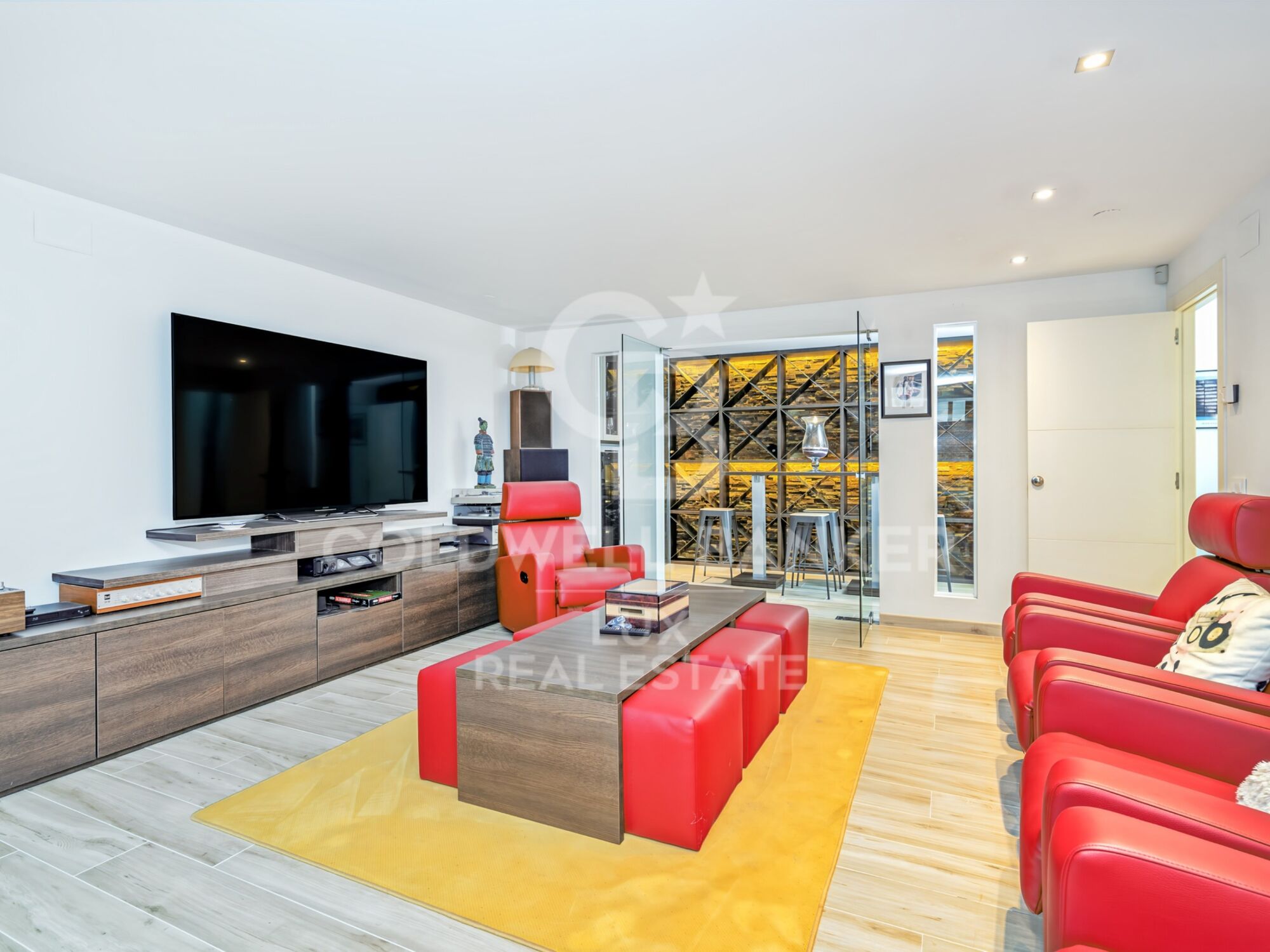 Villa with 28m mooring in Santa Margarita, Roses, Costa Brava