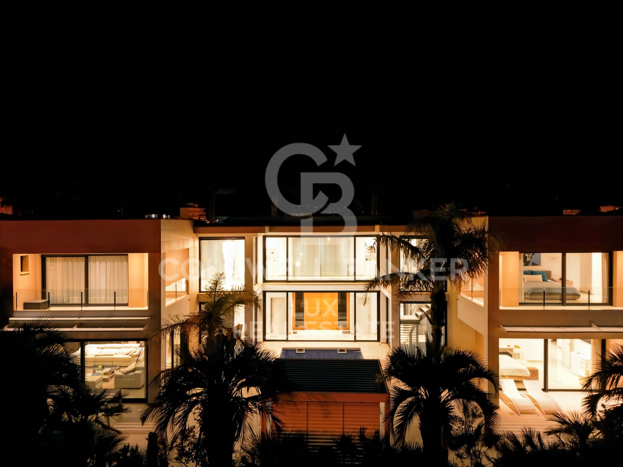 Villa with 28m mooring in Santa Margarita, Roses, Costa Brava