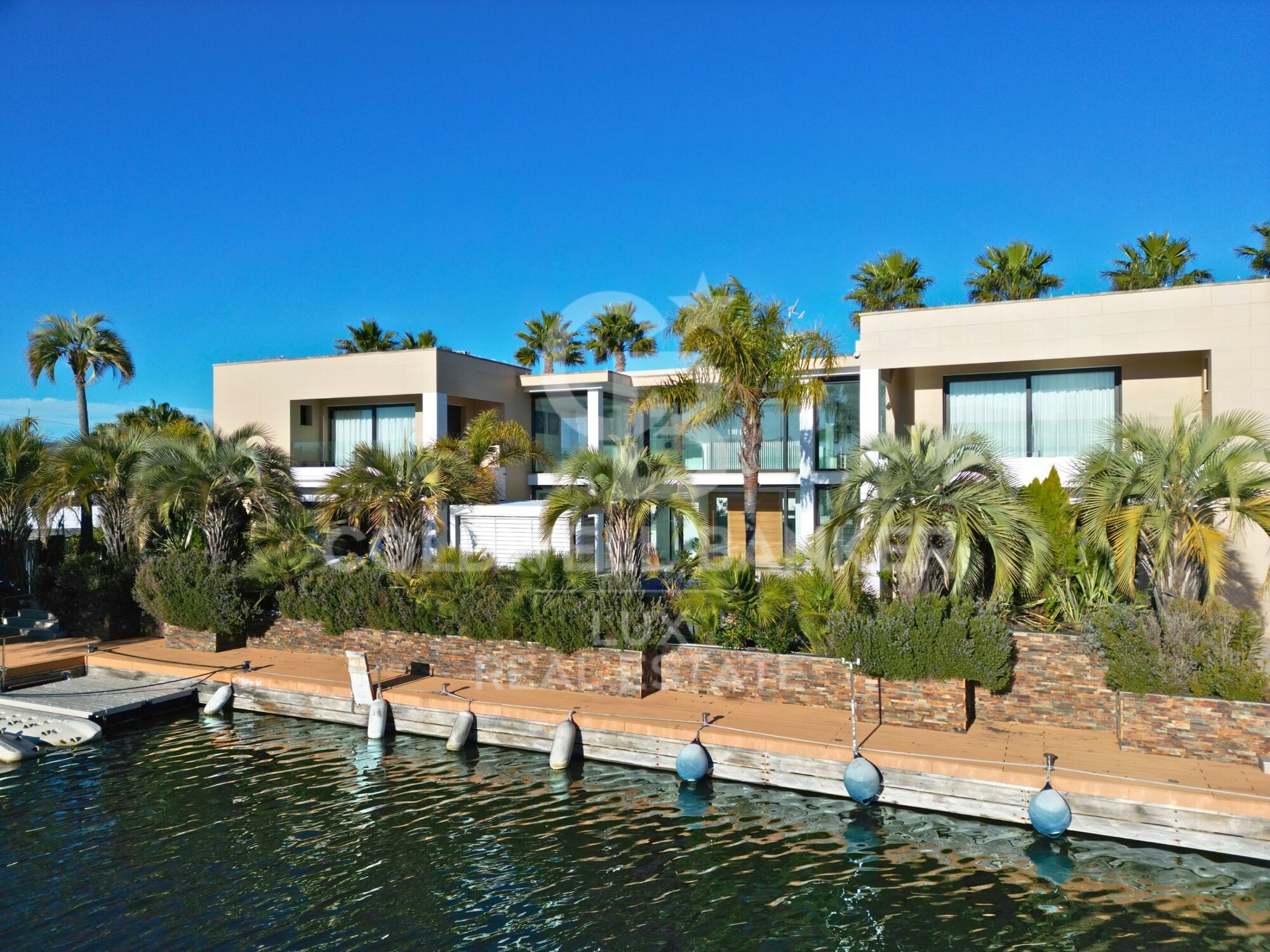 Villa with 28m mooring in Santa Margarita, Roses, Costa Brava