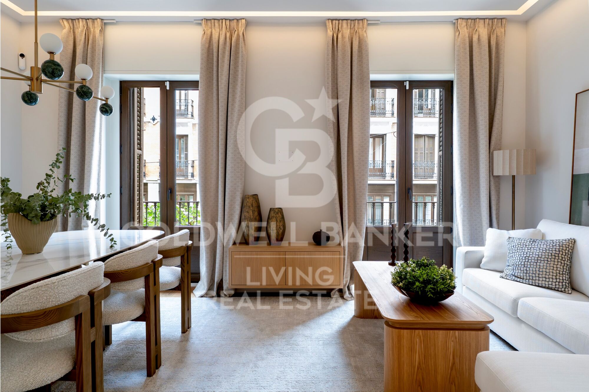 Flat 4 Bedrooms Sale Madrid