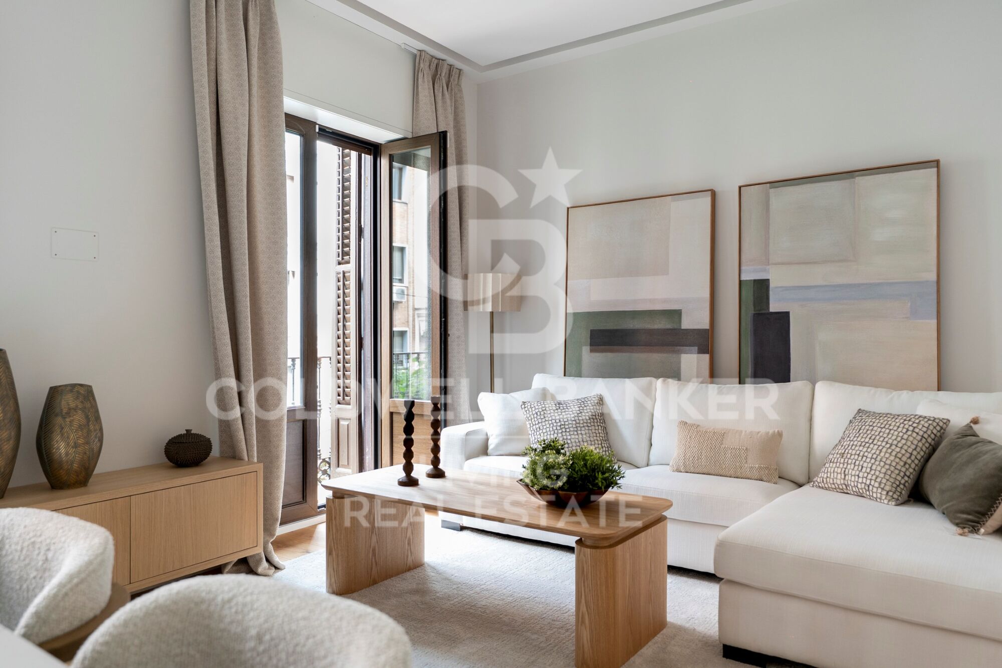 Flat 4 Bedrooms Sale Madrid