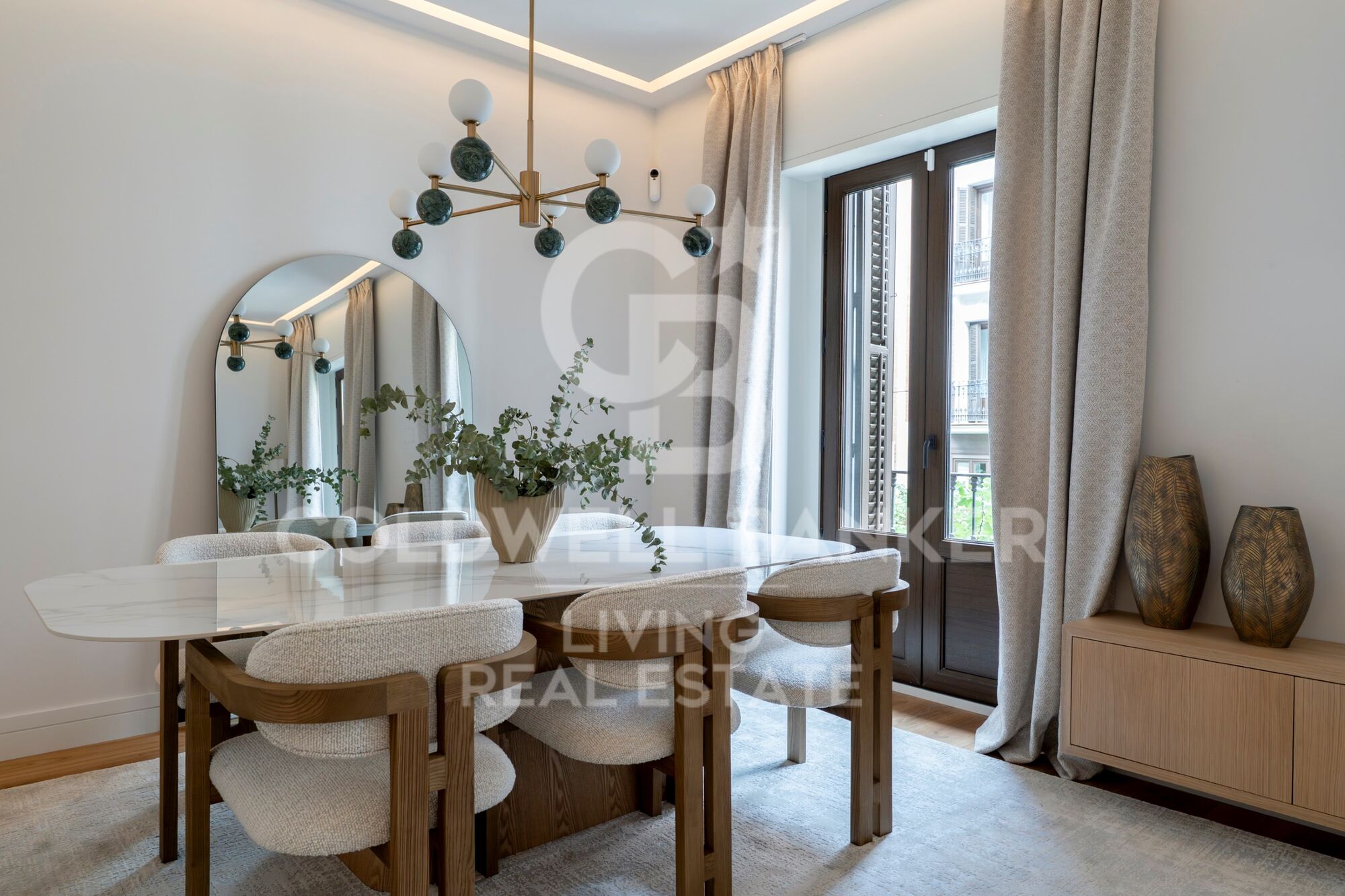 Flat 4 Bedrooms Sale Madrid