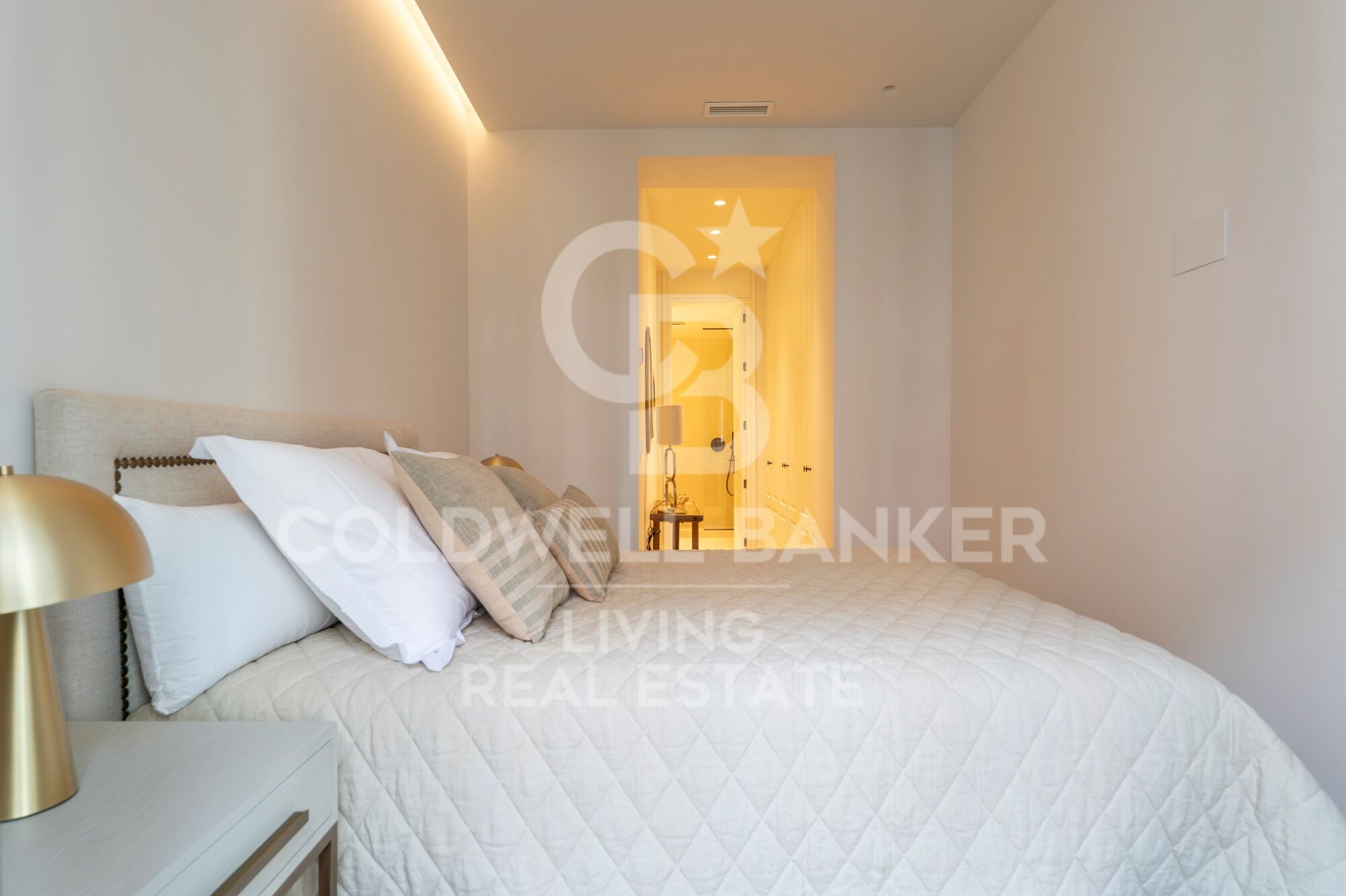 Flat 4 Bedrooms Sale Madrid
