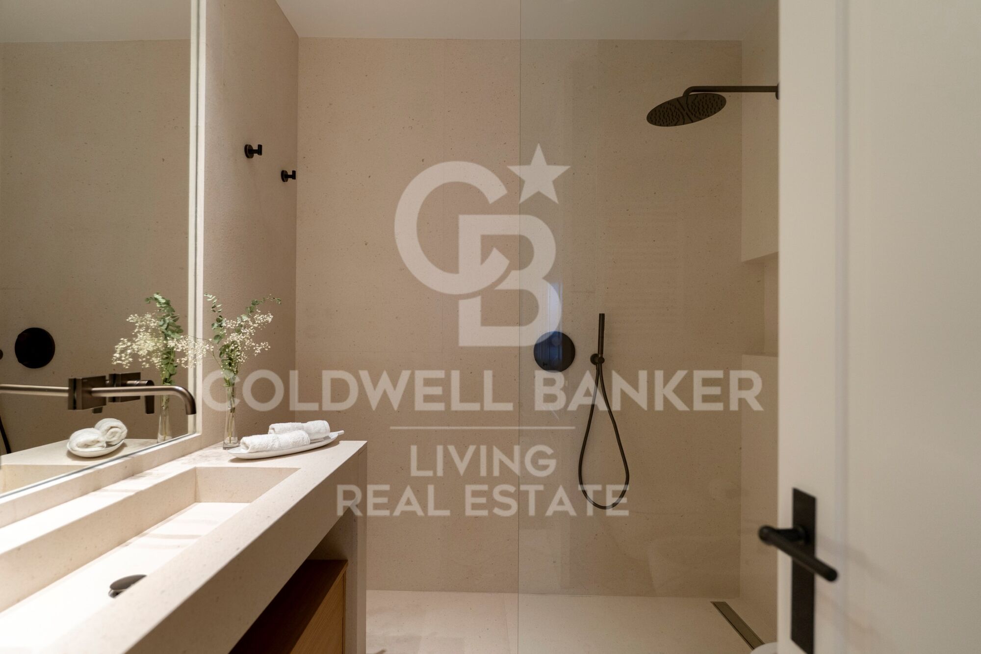 Flat 4 Bedrooms Sale Madrid