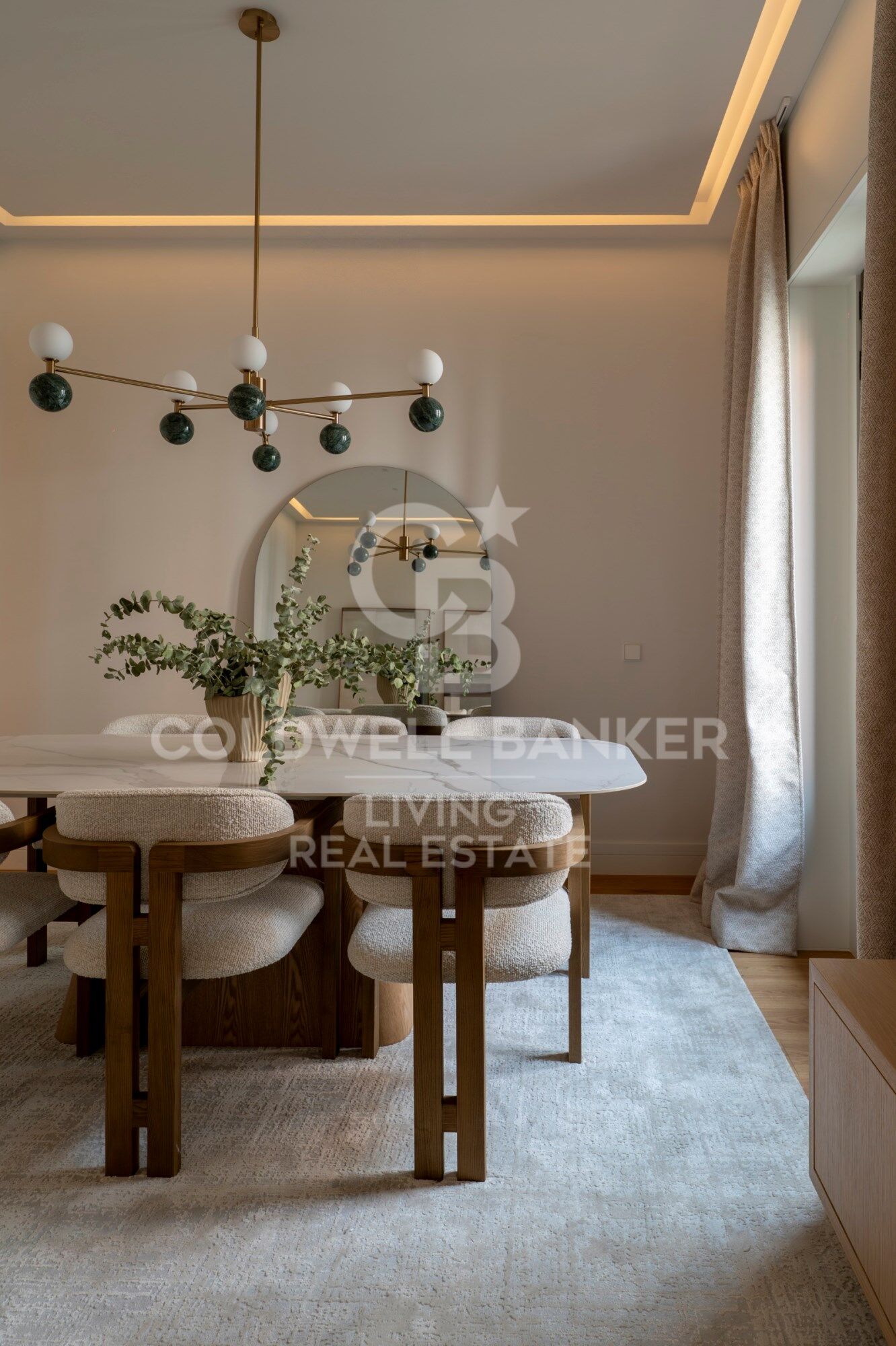 Flat 4 Bedrooms Sale Madrid