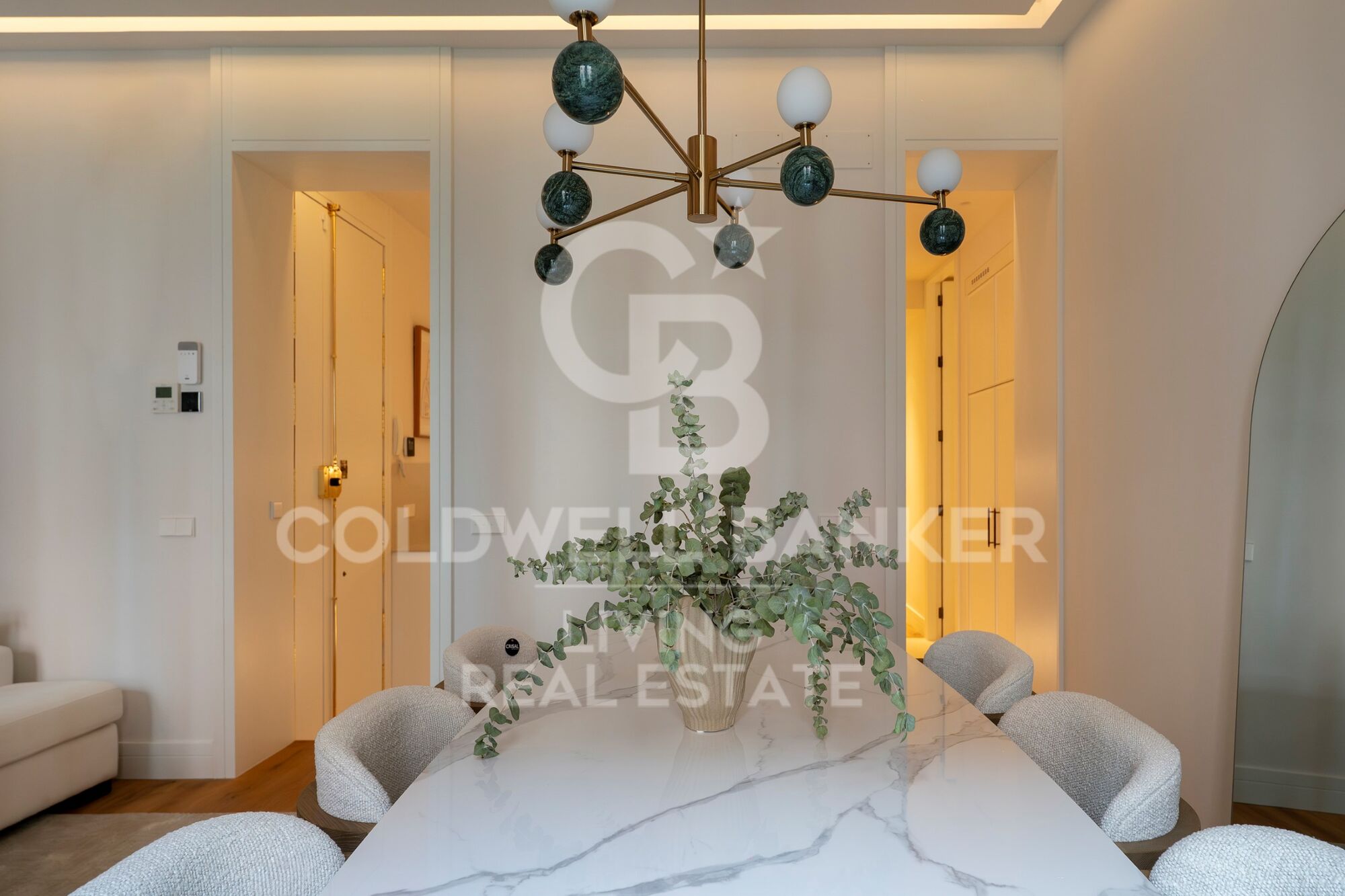 Flat 4 Bedrooms Sale Madrid