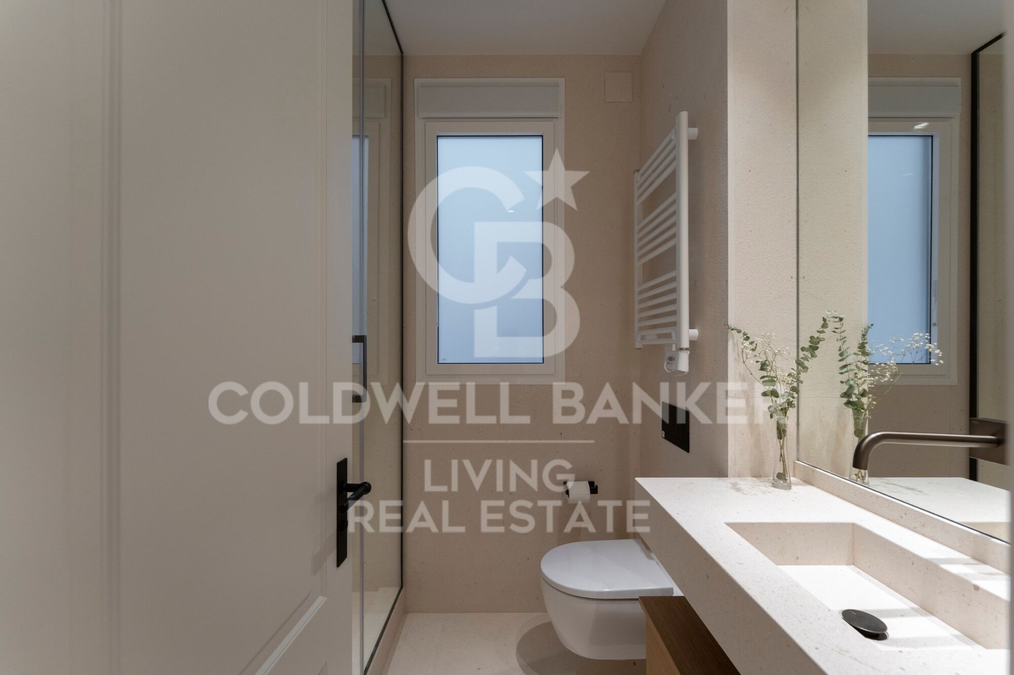 Flat 4 Bedrooms Sale Madrid
