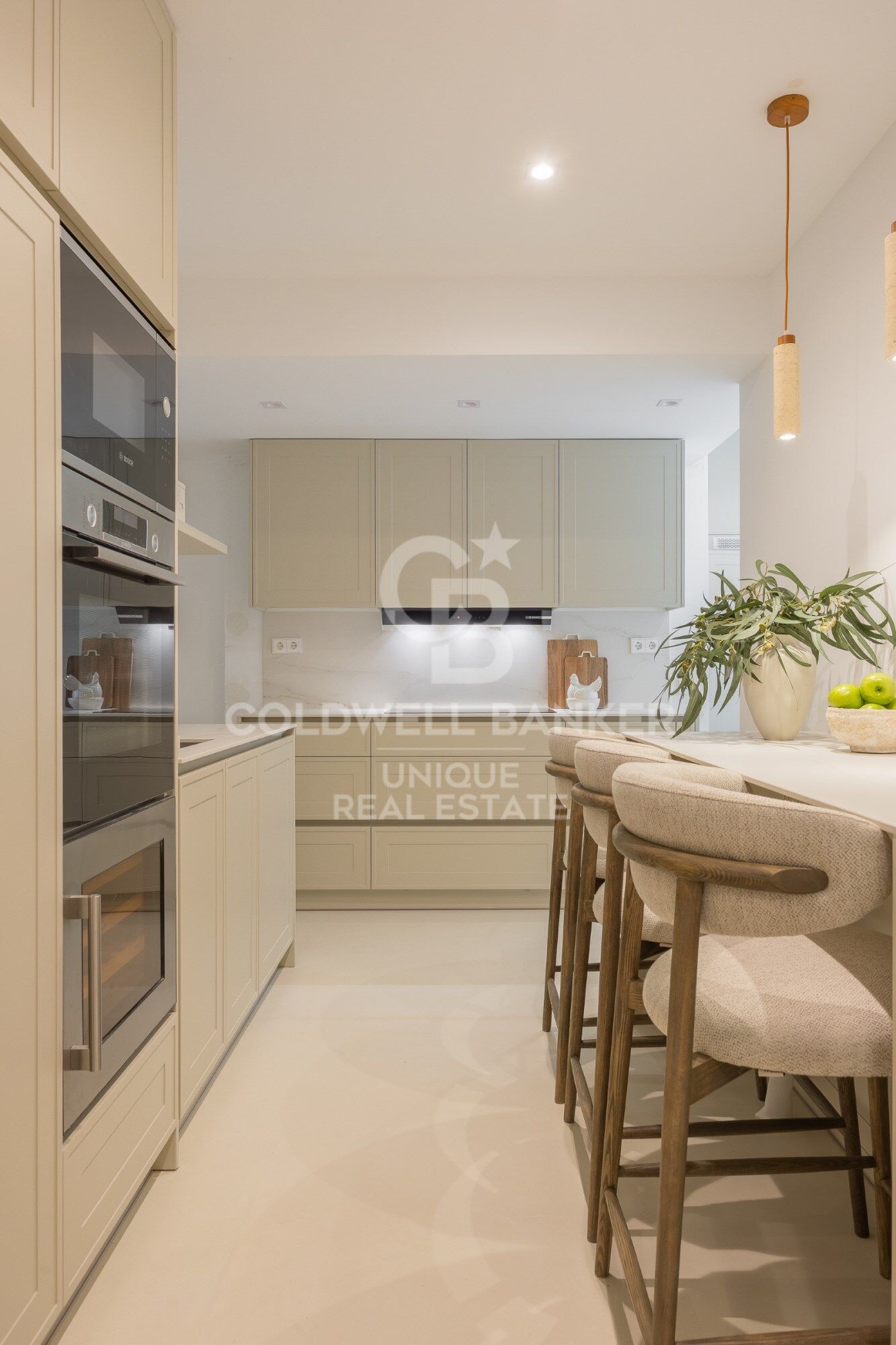 Renovated exterior apartment in Recoletos, Madrid