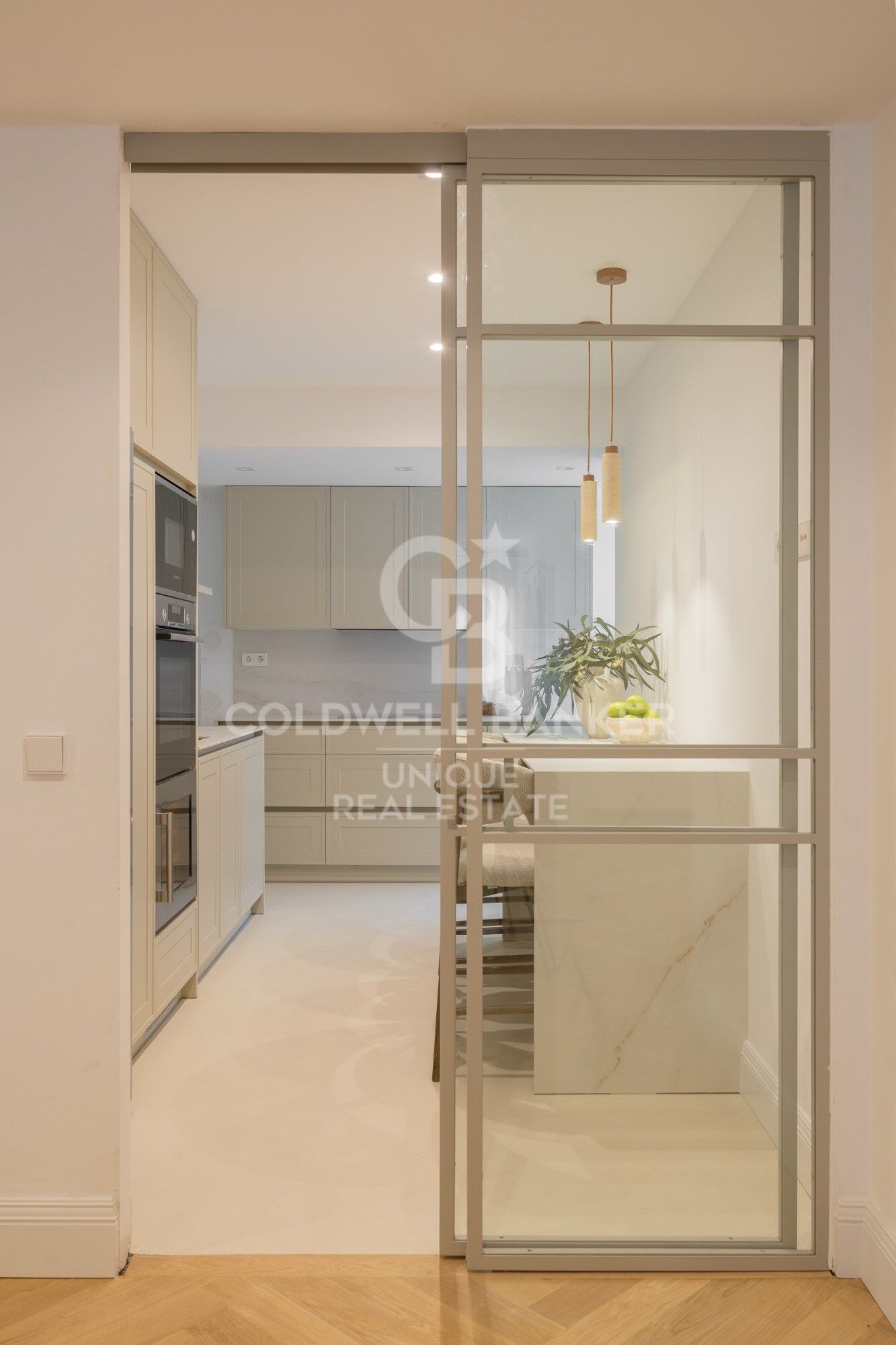 Renovated exterior apartment in Recoletos, Madrid