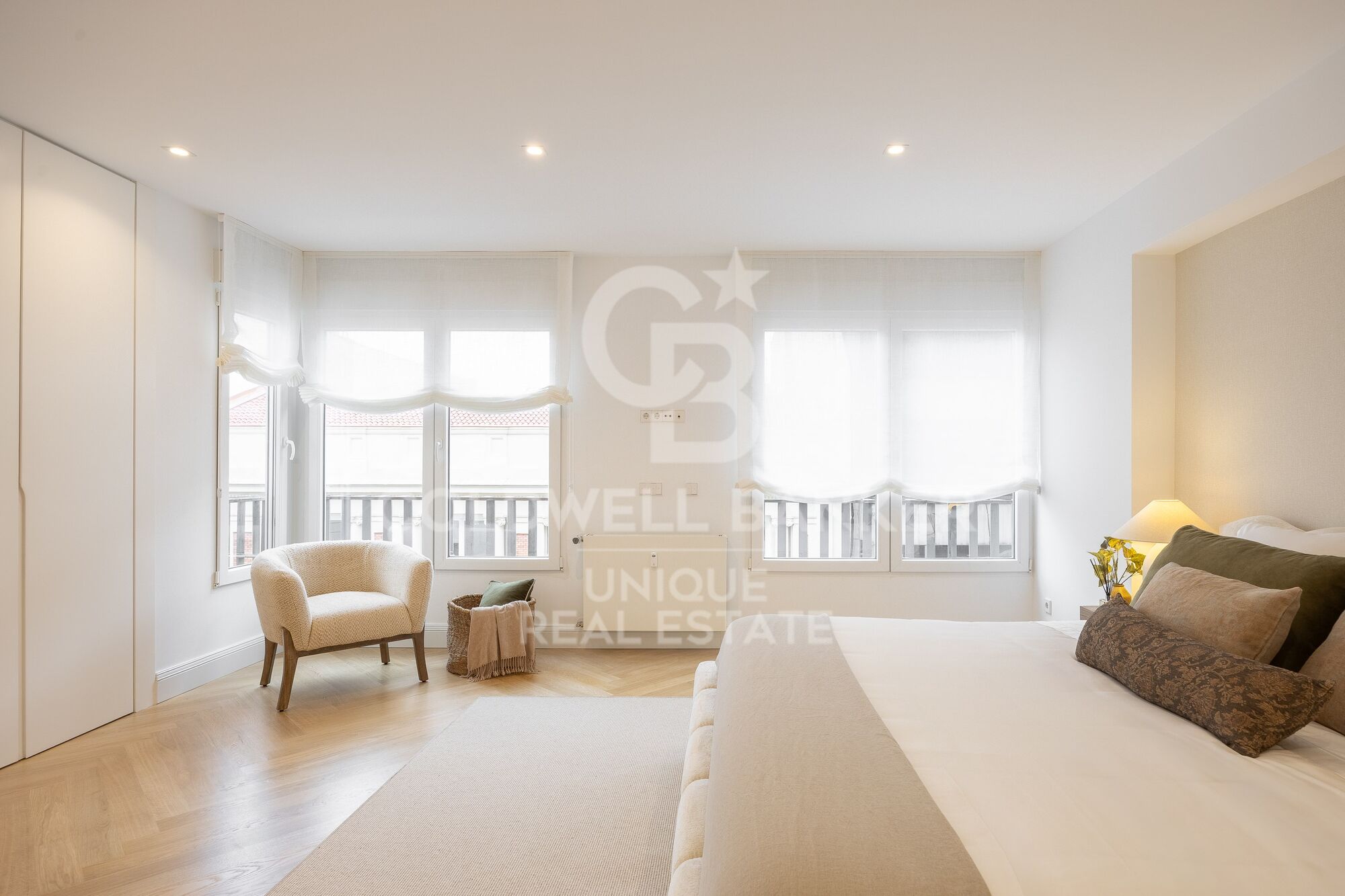 Renovated exterior apartment in Recoletos, Madrid