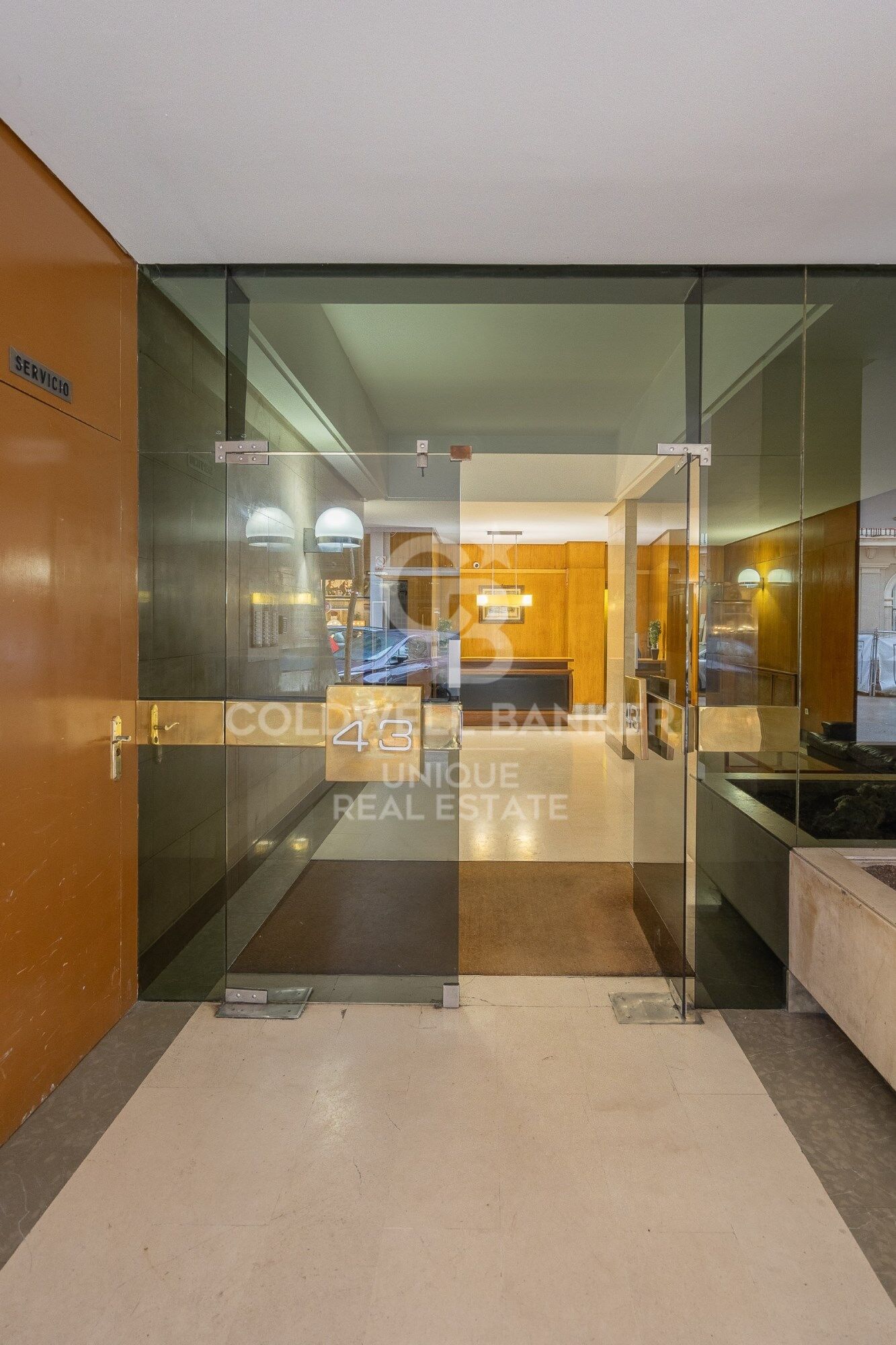 Renovated exterior apartment in Recoletos, Madrid