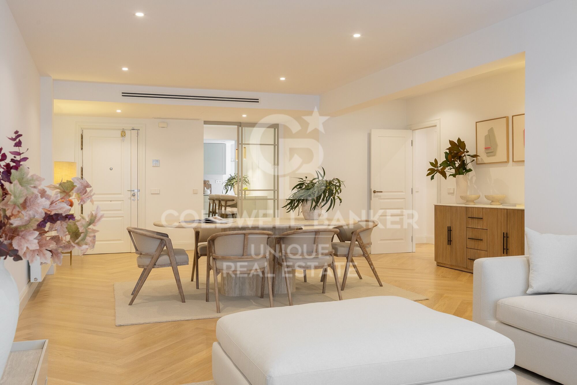 Renovated exterior apartment in Recoletos, Madrid